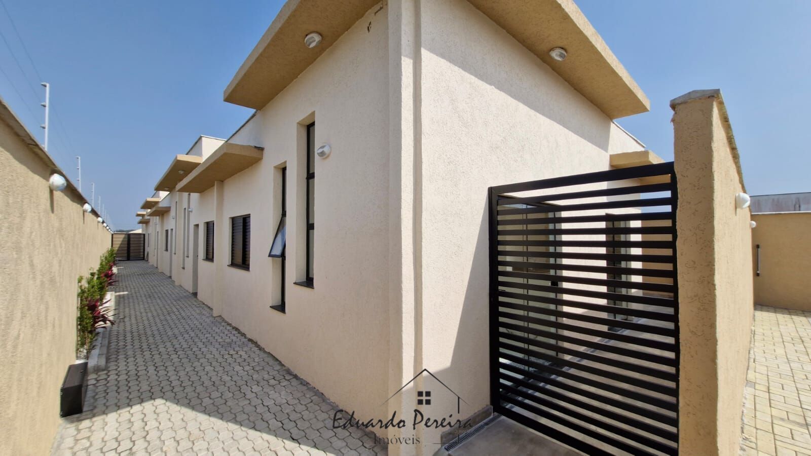 Casa de Condomínio à venda com 2 quartos, 59m² - Foto 2