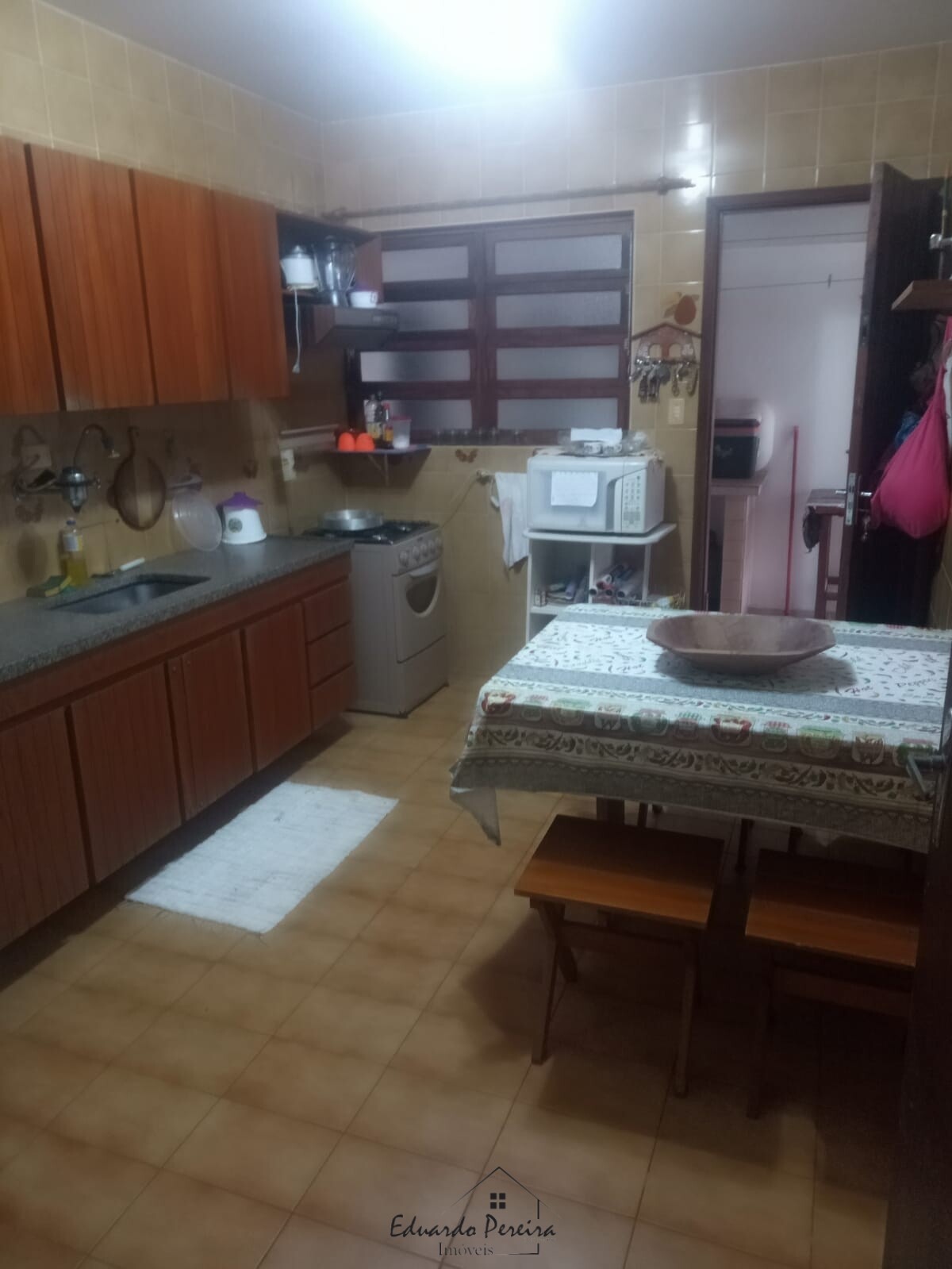 Casa à venda com 3 quartos, 200m² - Foto 5