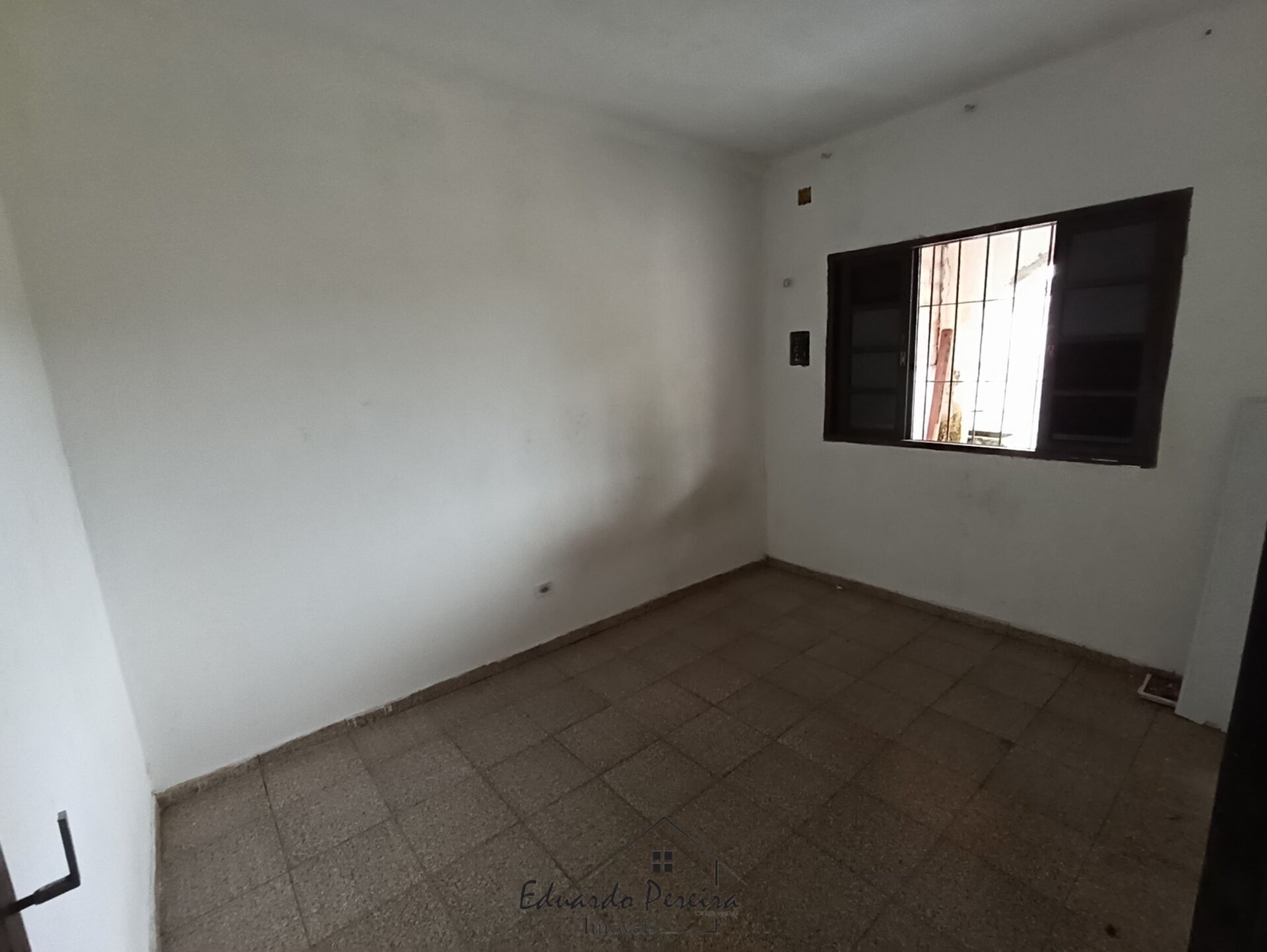 Casa à venda com 3 quartos, 120m² - Foto 11