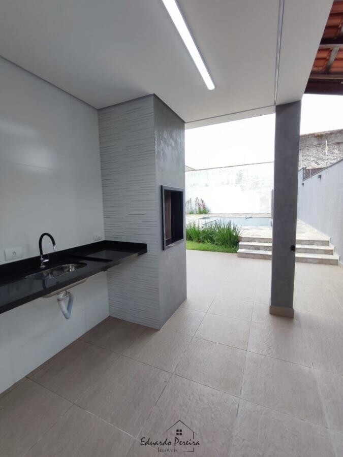 Casa à venda com 3 quartos, 158m² - Foto 18