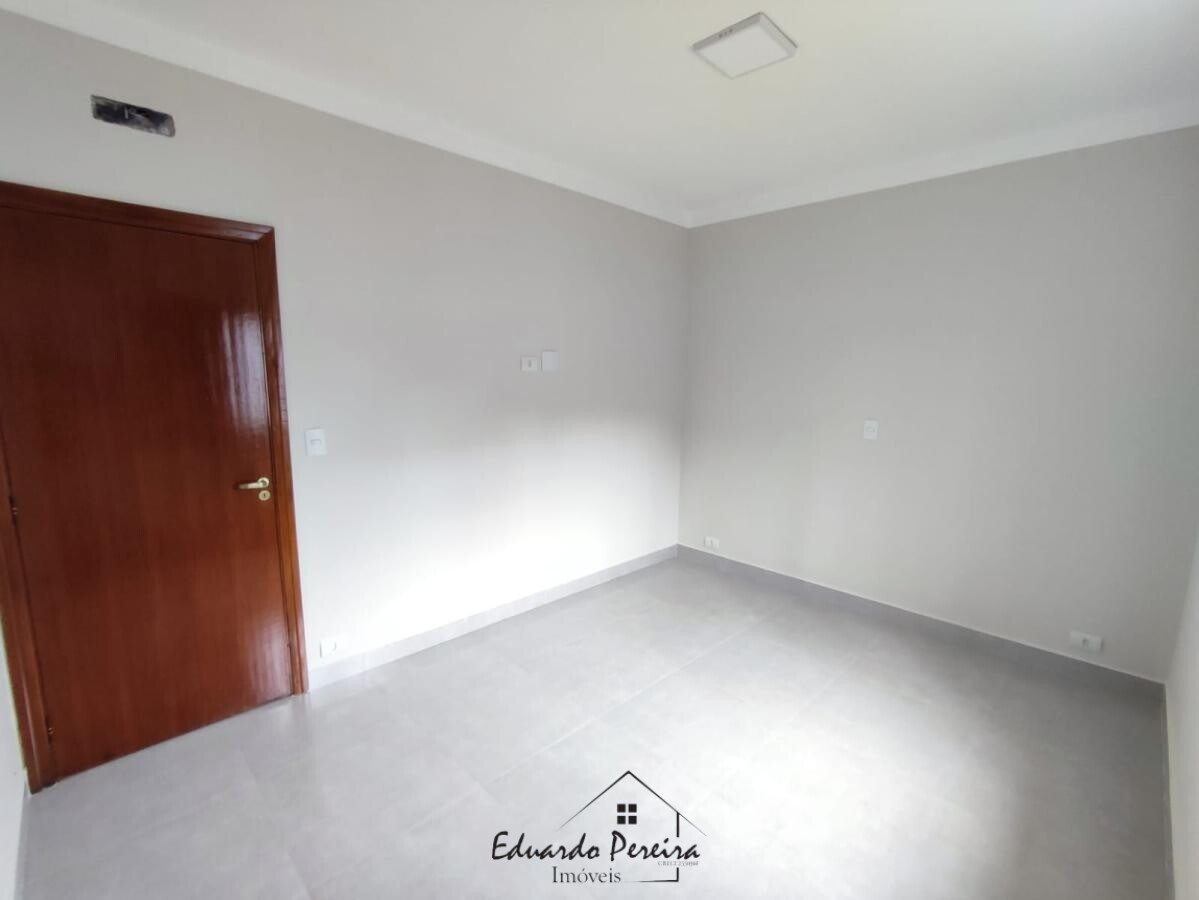 Casa à venda com 3 quartos, 158m² - Foto 13