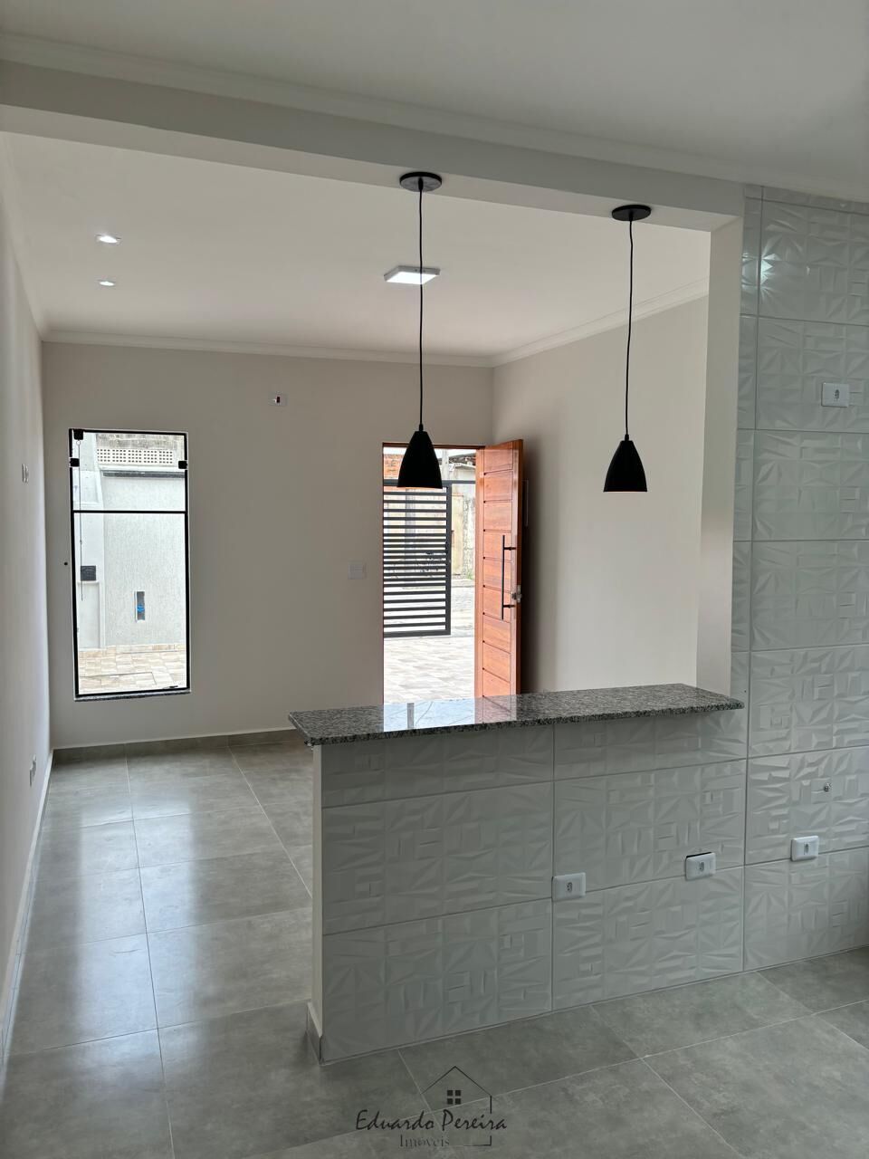 Casa à venda com 2 quartos, 81m² - Foto 9