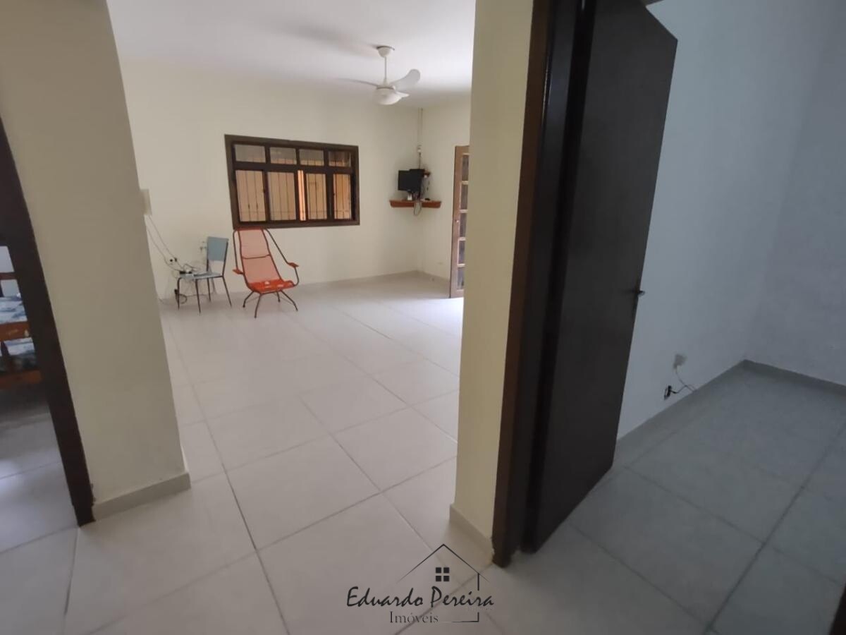 Casa à venda com 3 quartos, 151m² - Foto 12