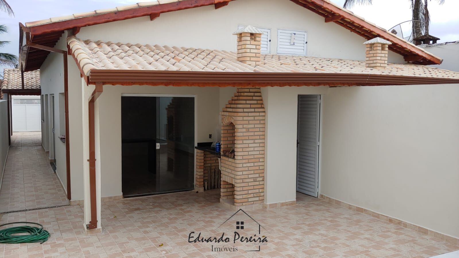 Casa à venda com 2 quartos, 86m² - Foto 9