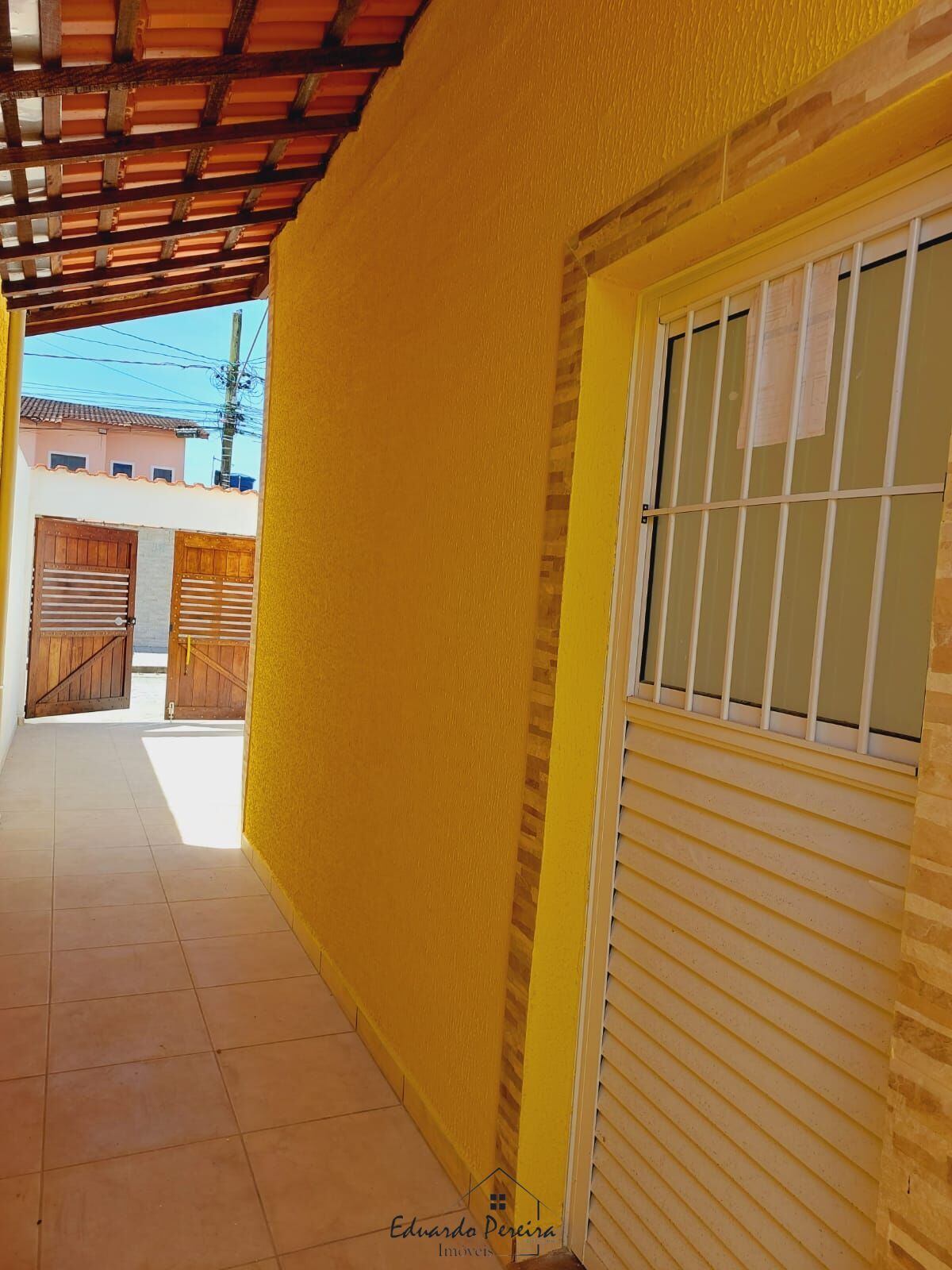 Casa à venda com 2 quartos, 56m² - Foto 5