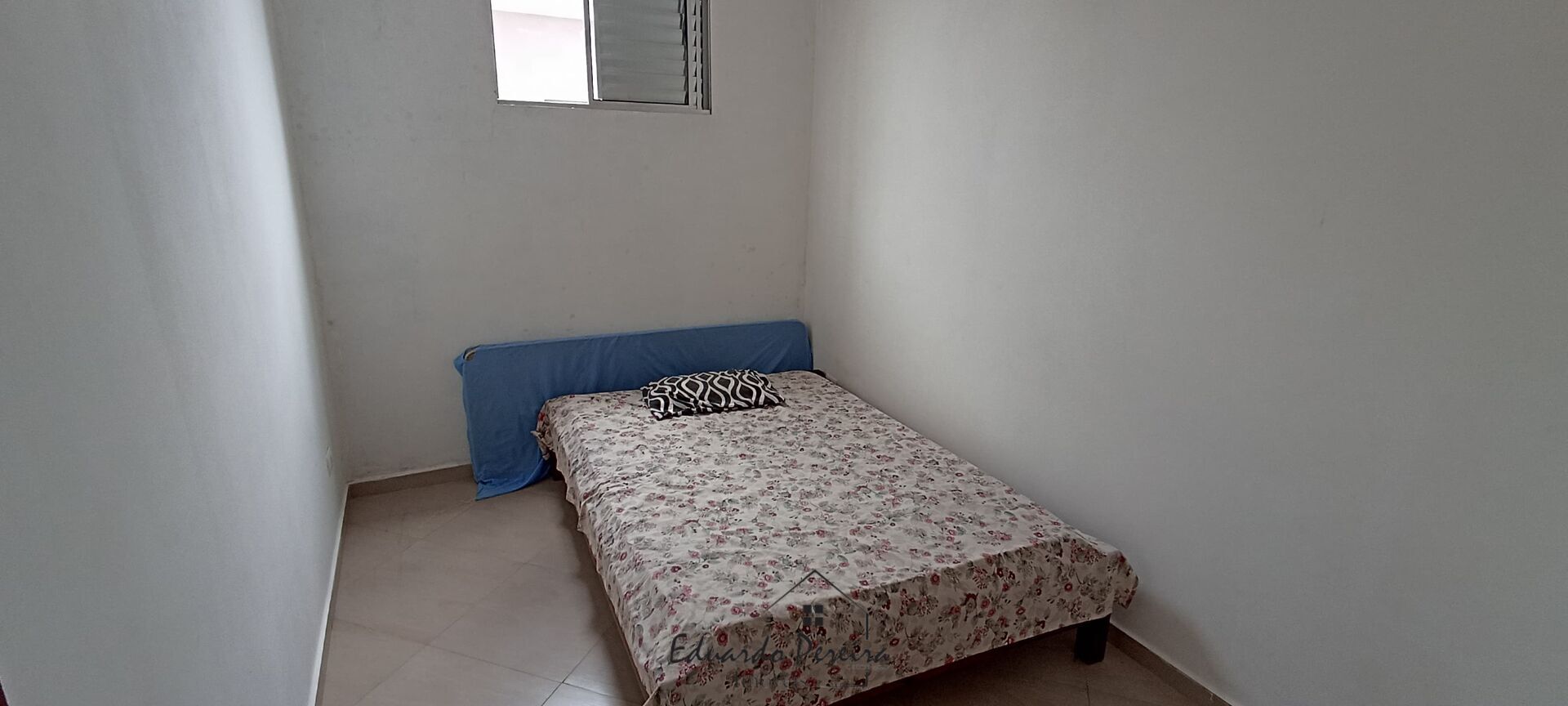 Casa para alugar com 3 quartos, 60m² - Foto 9