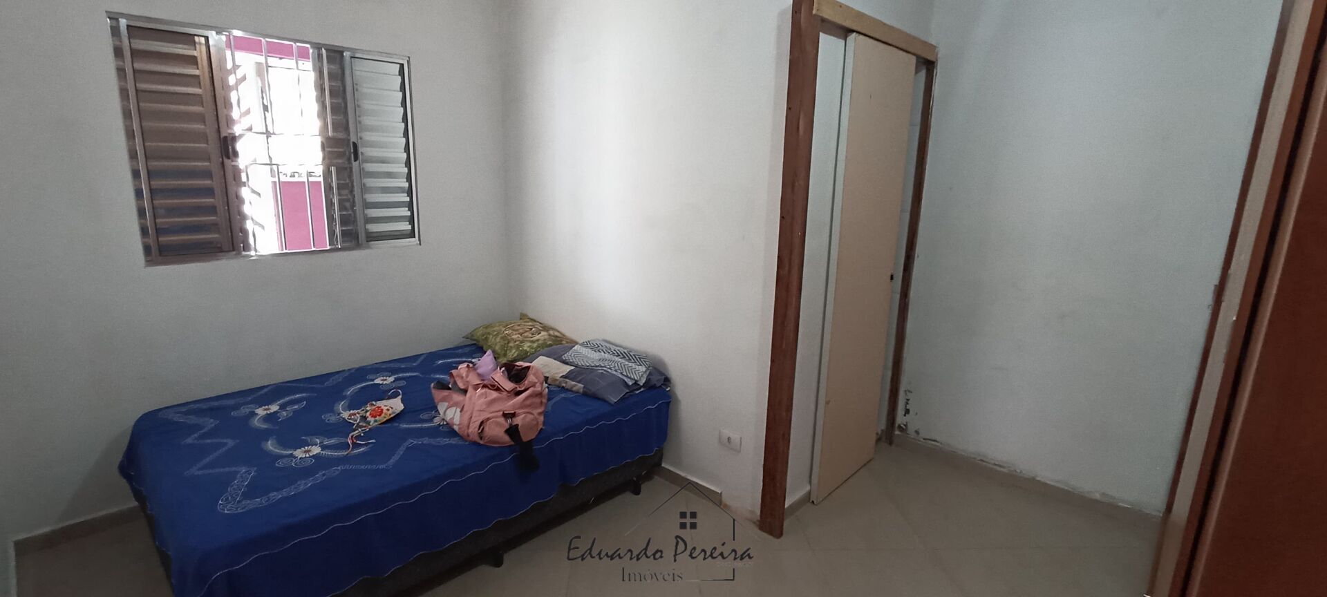 Casa para alugar com 3 quartos, 60m² - Foto 11