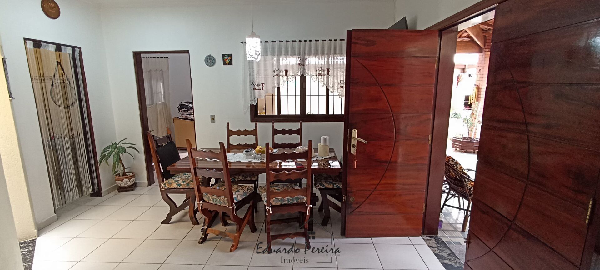 Casa à venda com 3 quartos, 196m² - Foto 14