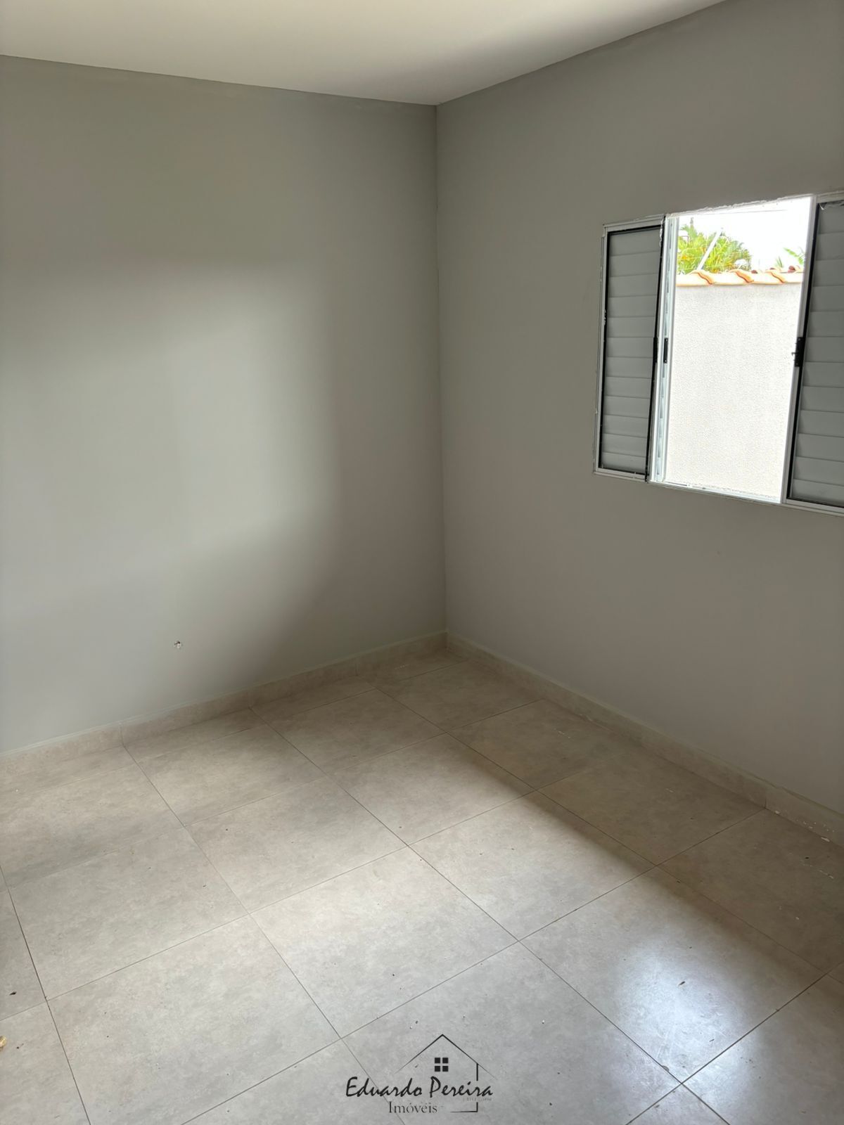 Casa à venda com 2 quartos, 70m² - Foto 25