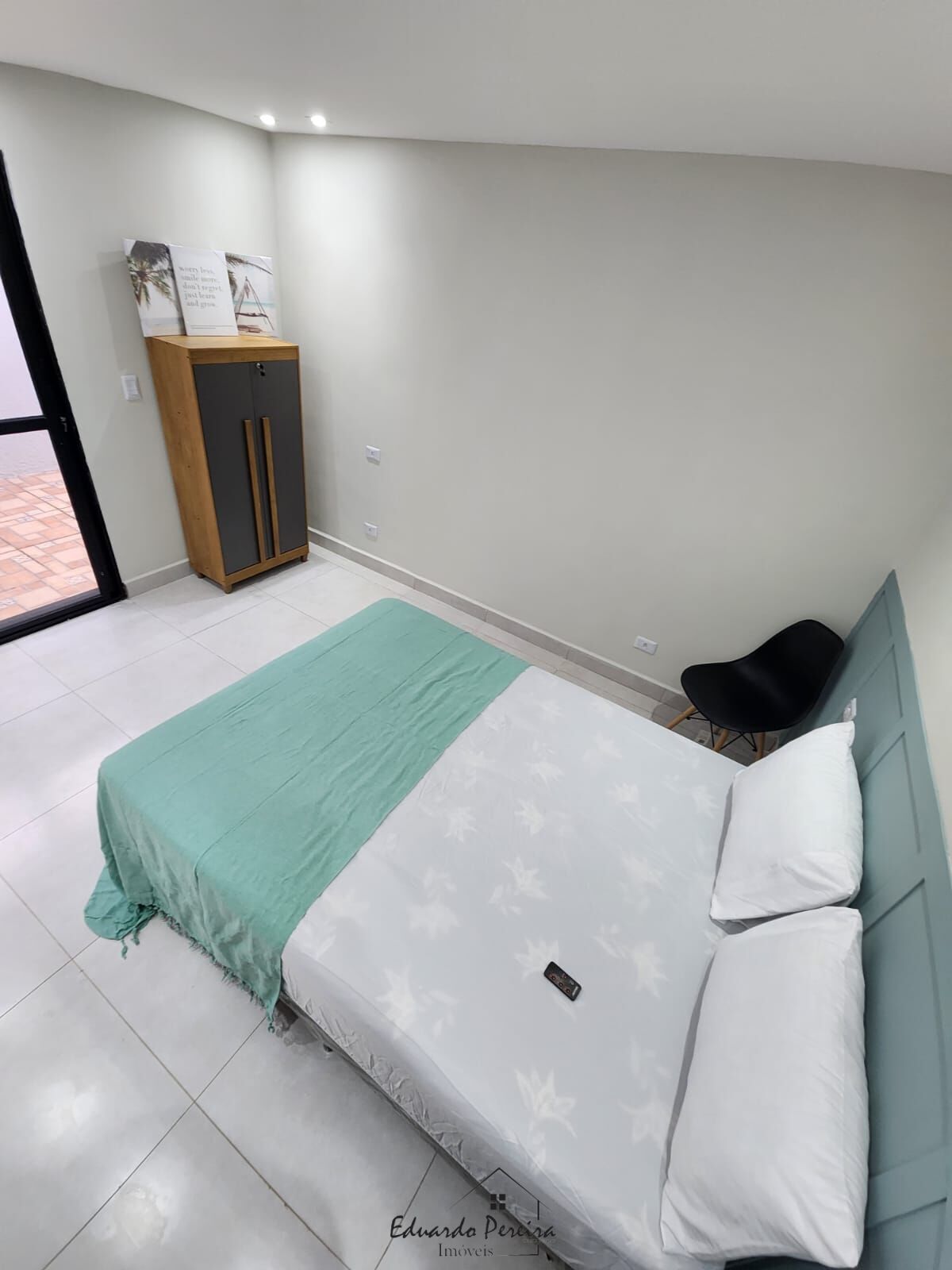 Casa à venda com 4 quartos, 150m² - Foto 10