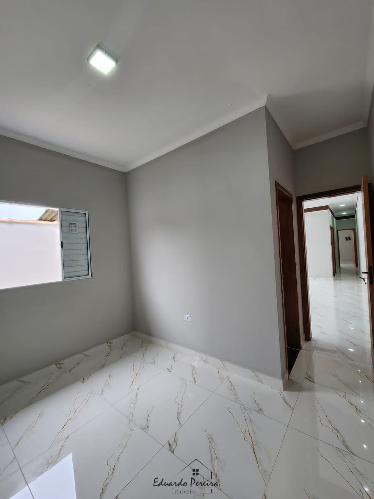 Casa à venda com 3 quartos, 79m² - Foto 10