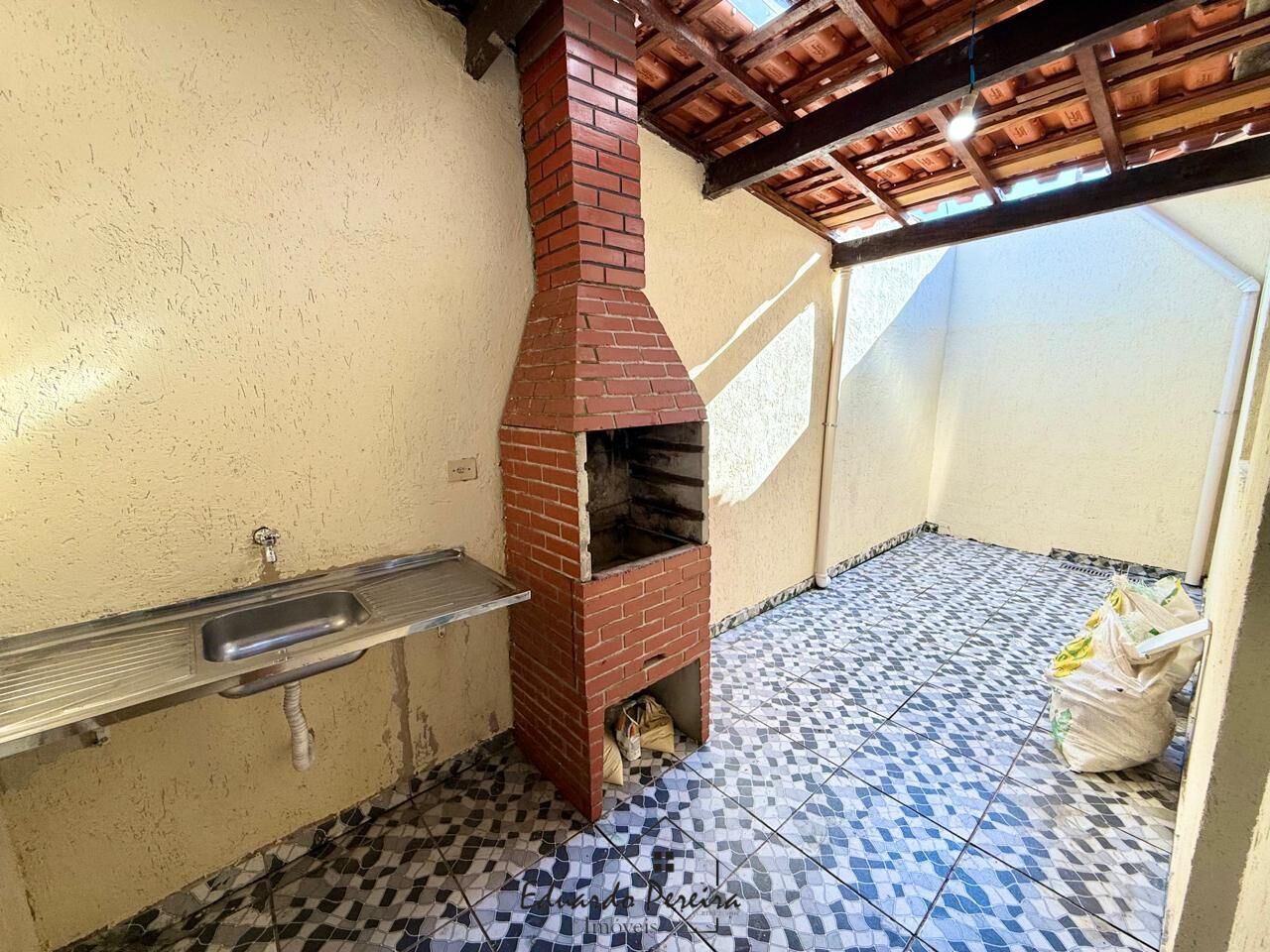 Casa de Condomínio à venda com 2 quartos, 50m² - Foto 12