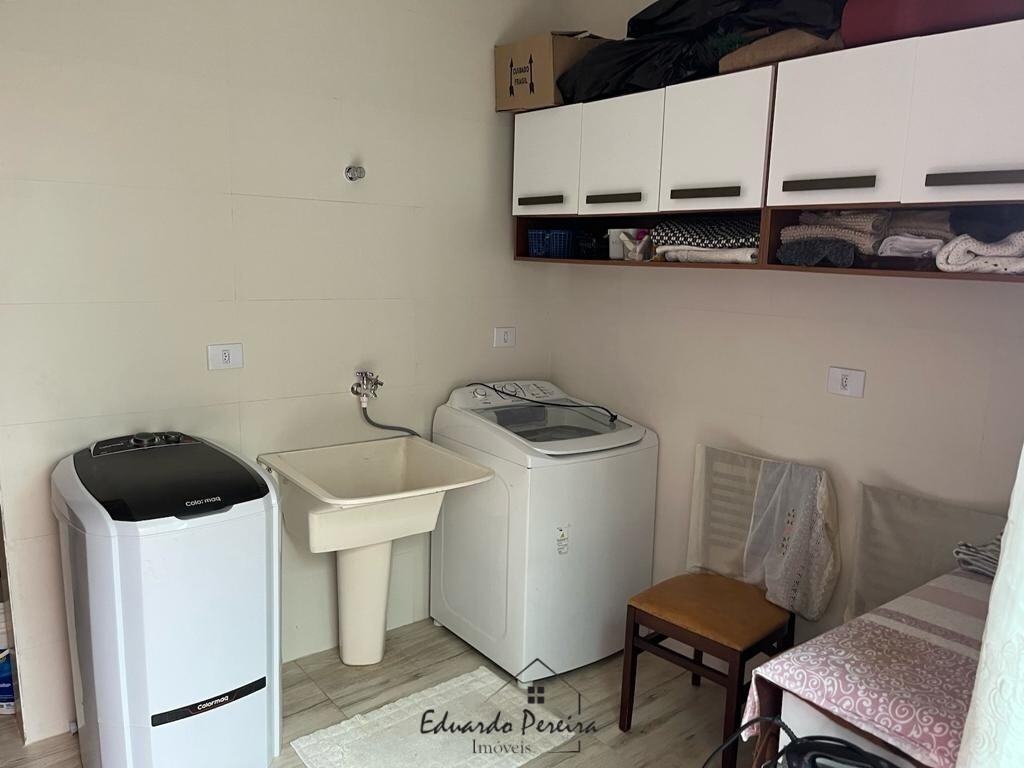 Sobrado à venda com 4 quartos, 320m² - Foto 35