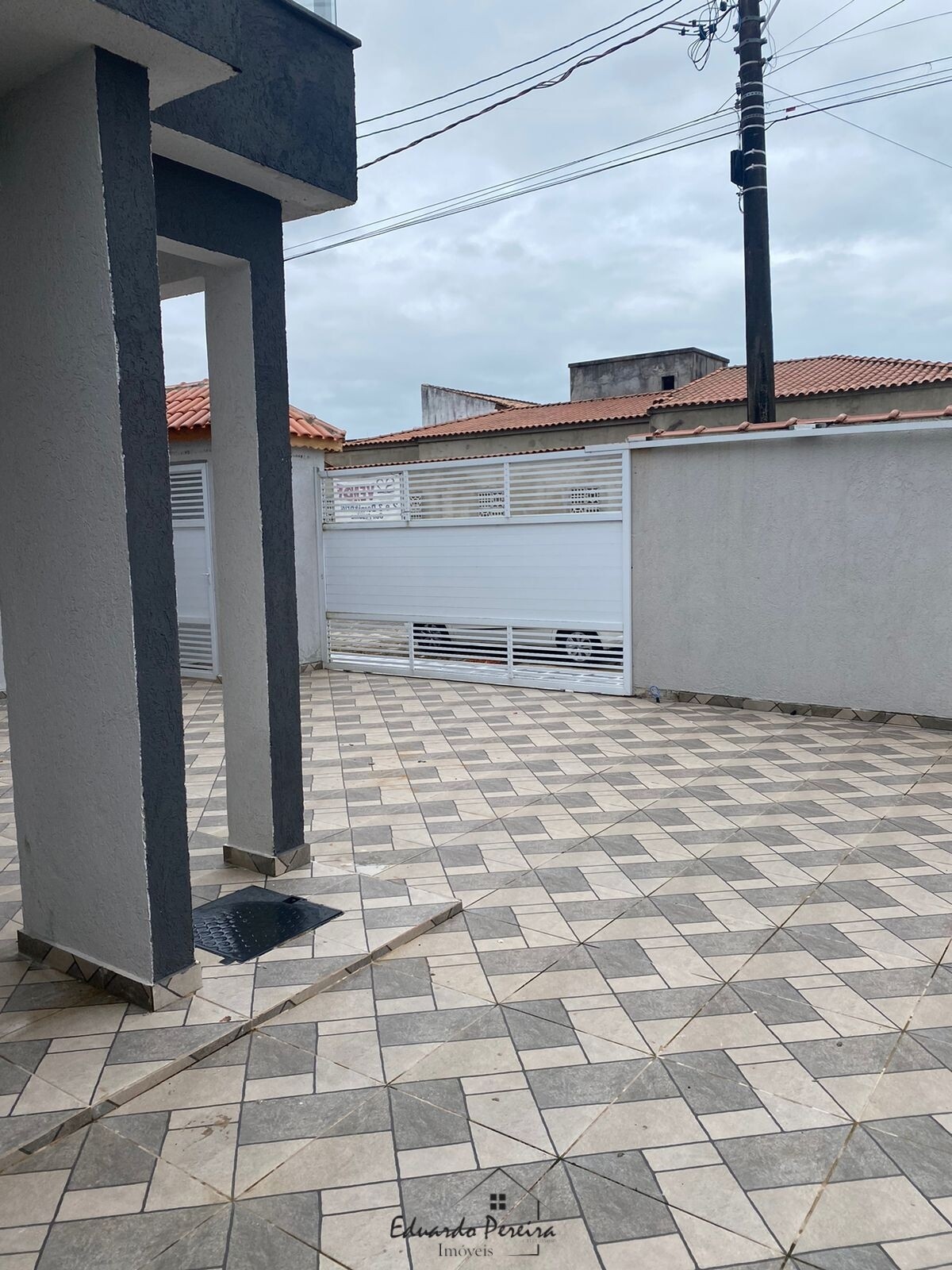 Apartamento à venda com 2 quartos, 100m² - Foto 2