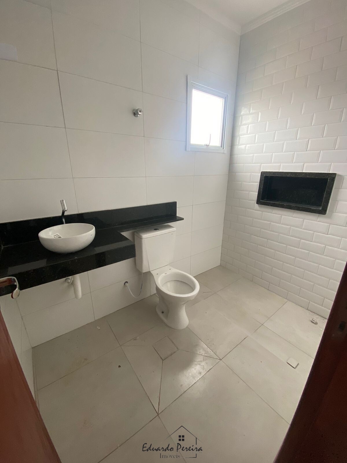 Apartamento à venda com 2 quartos, 100m² - Foto 3