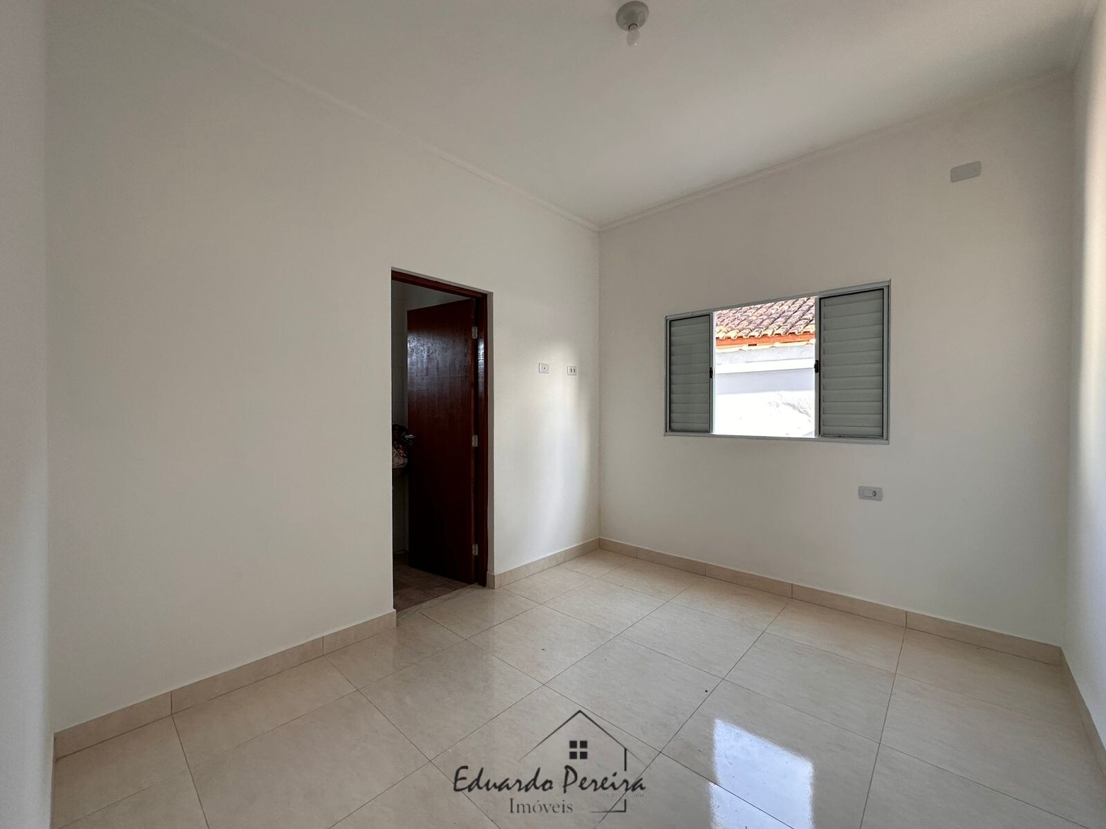 Casa à venda com 3 quartos, 81m² - Foto 10