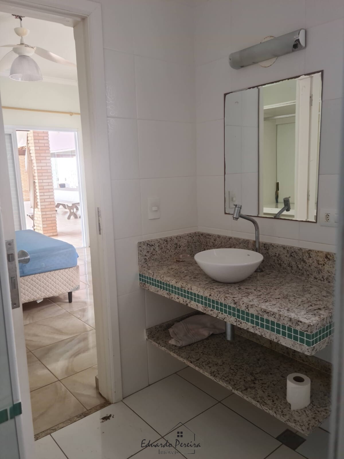 Casa à venda com 6 quartos, 250m² - Foto 40