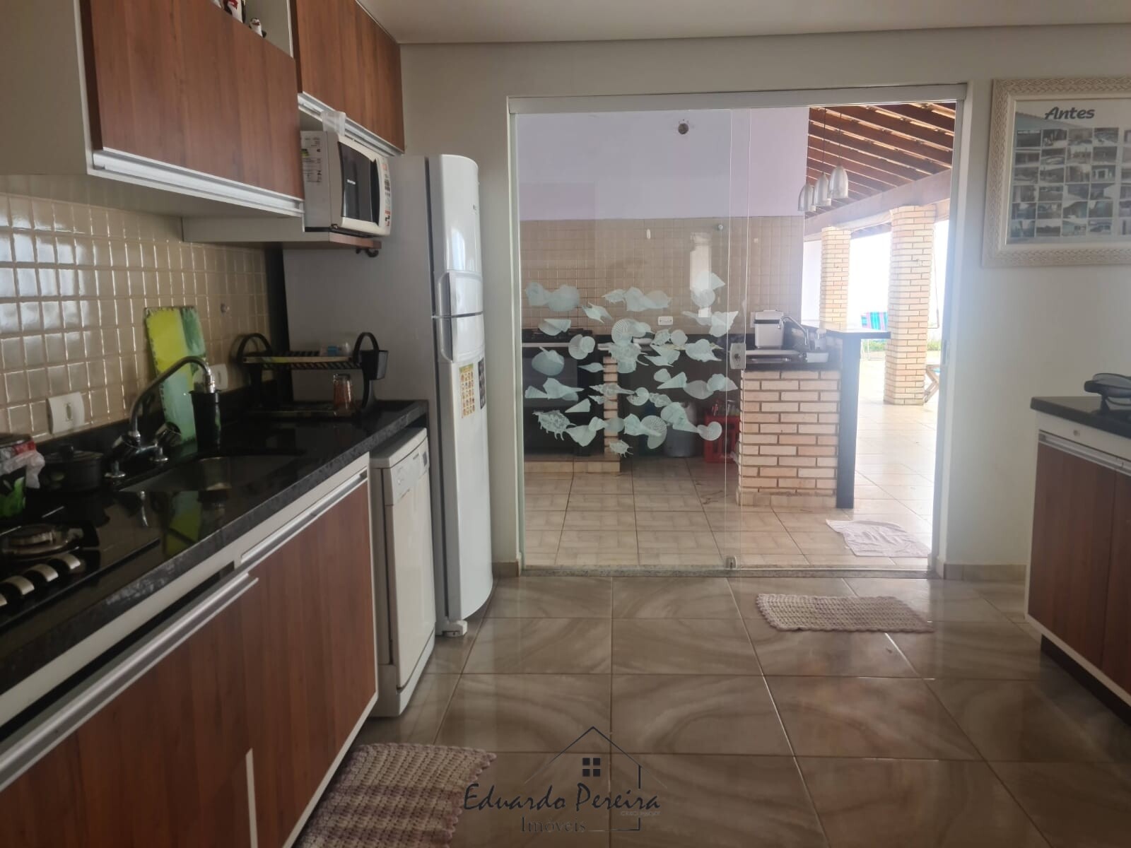 Casa à venda com 6 quartos, 250m² - Foto 5