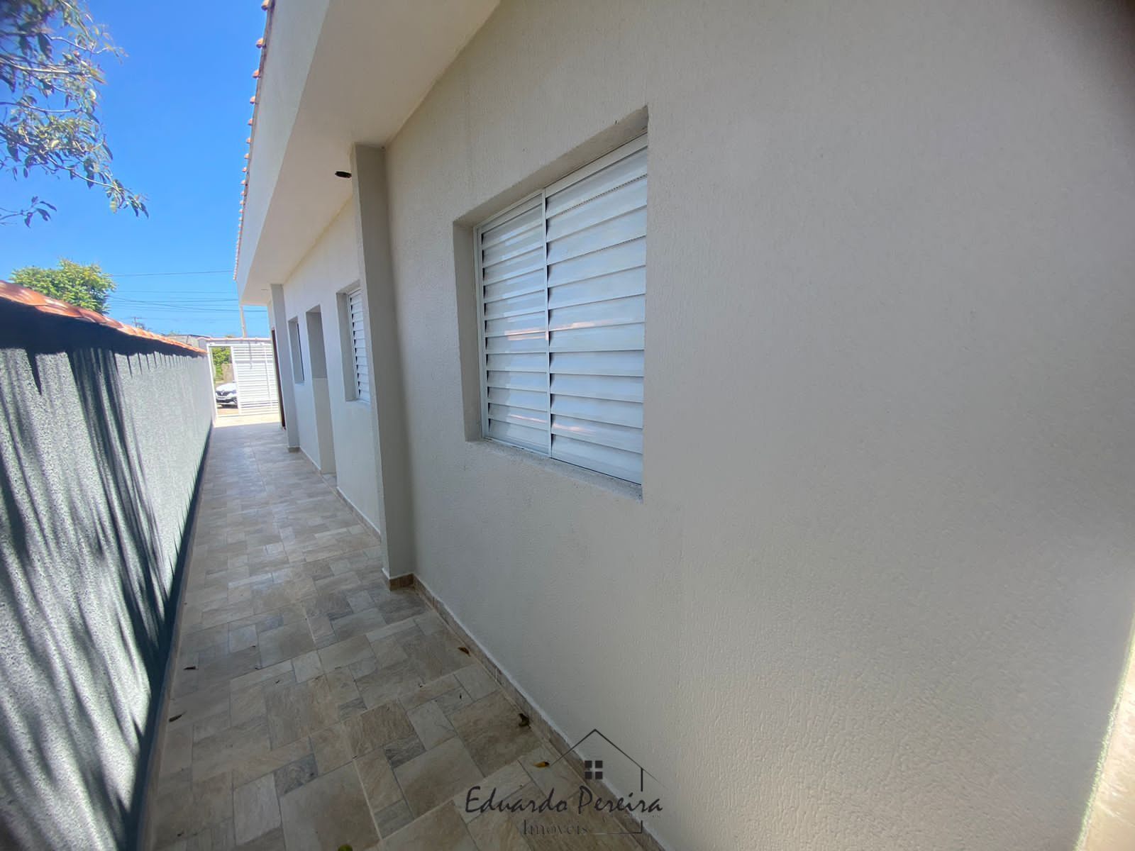 Casa à venda com 2 quartos, 64m² - Foto 18