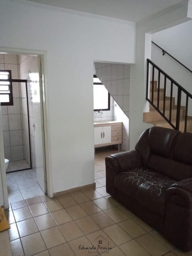 Sobrado à venda com 2 quartos, 75m² - Foto 4