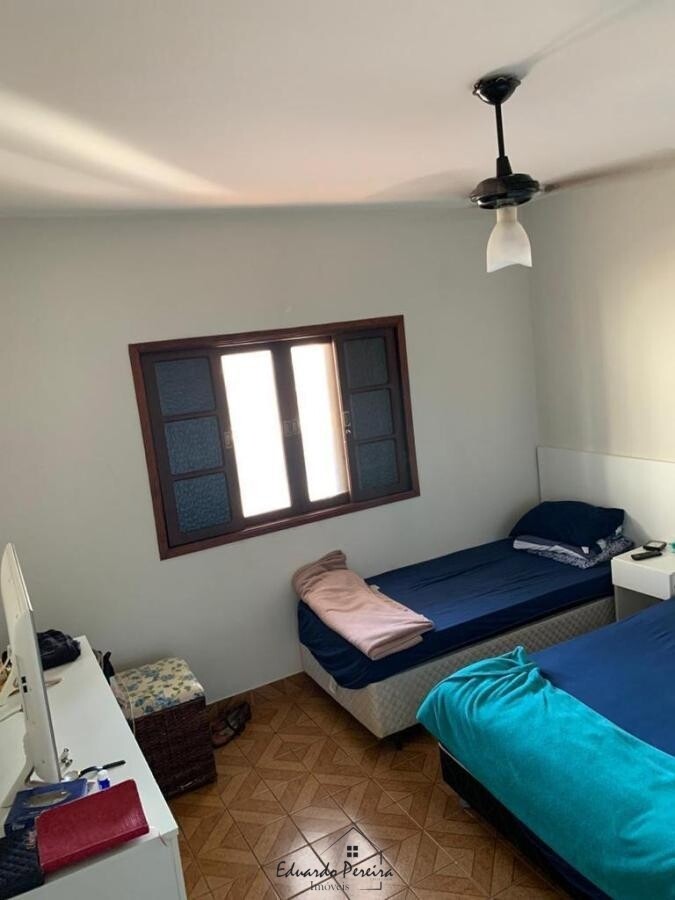 Casa à venda com 3 quartos, 156m² - Foto 7