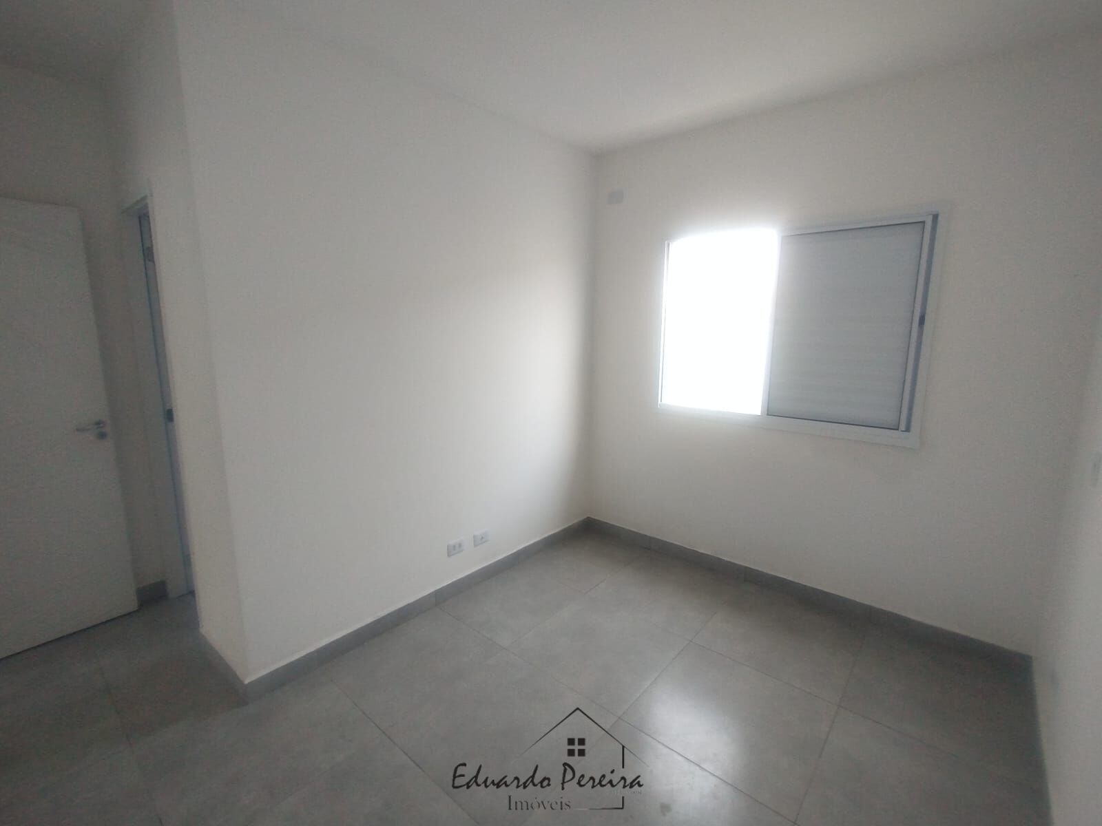 Casa à venda com 2 quartos, 49m² - Foto 11