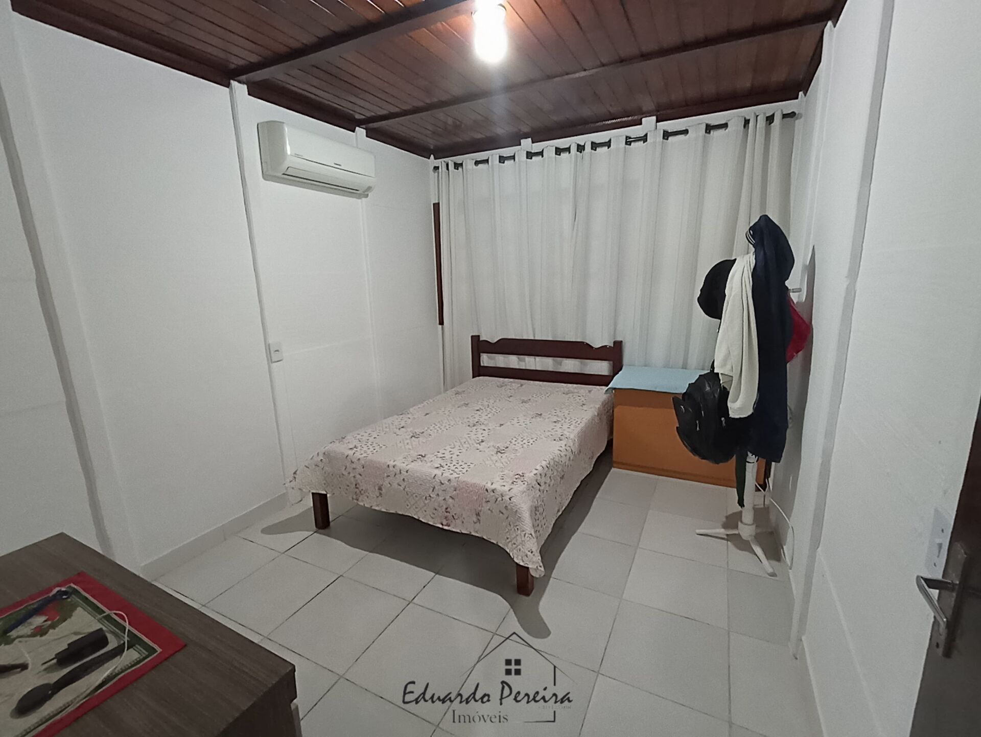 Casa à venda com 3 quartos, 94m² - Foto 11