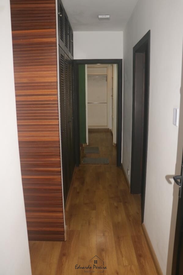 Casa à venda com 2 quartos, 299m² - Foto 17