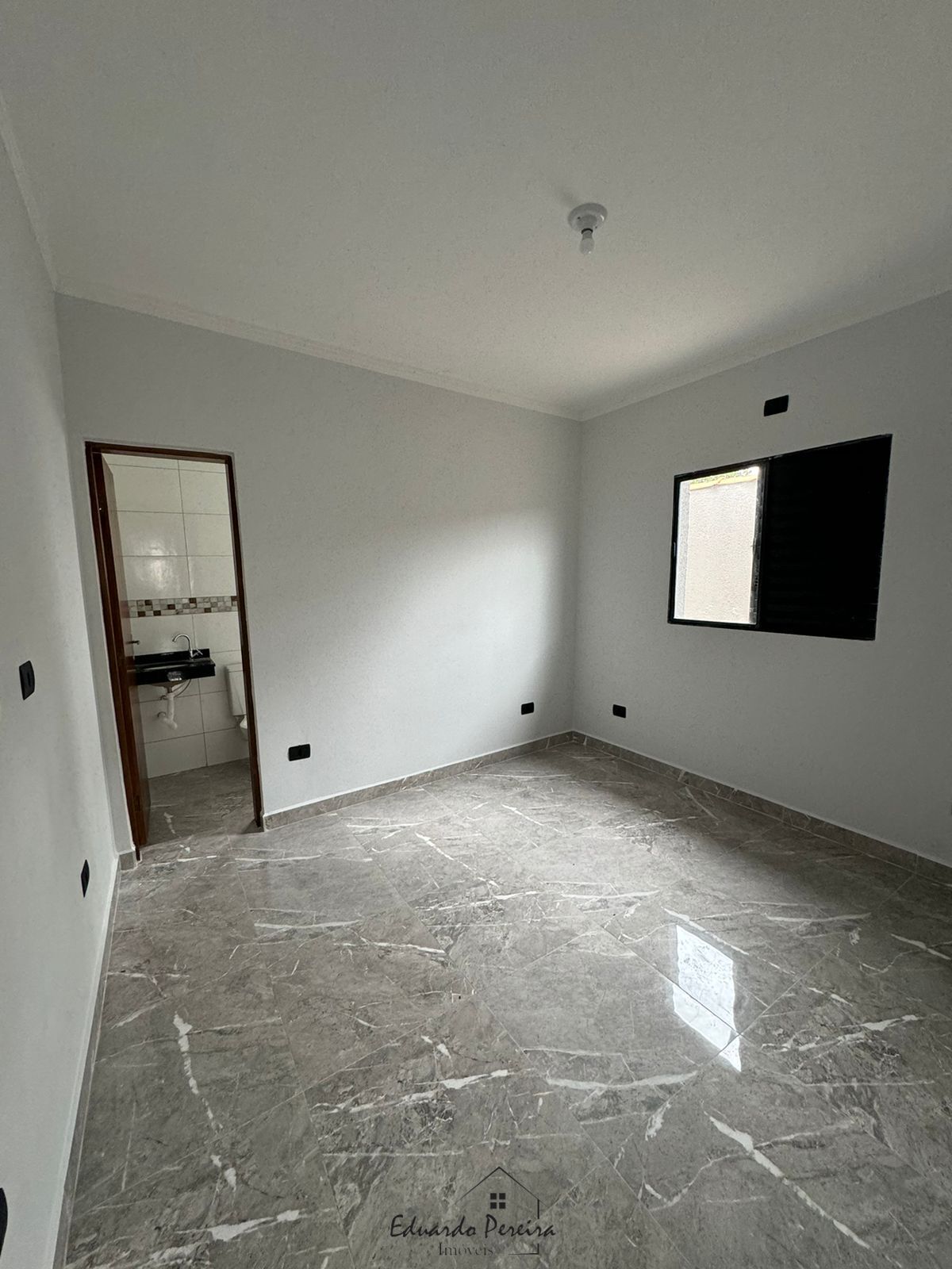 Casa à venda com 2 quartos, 58m² - Foto 15