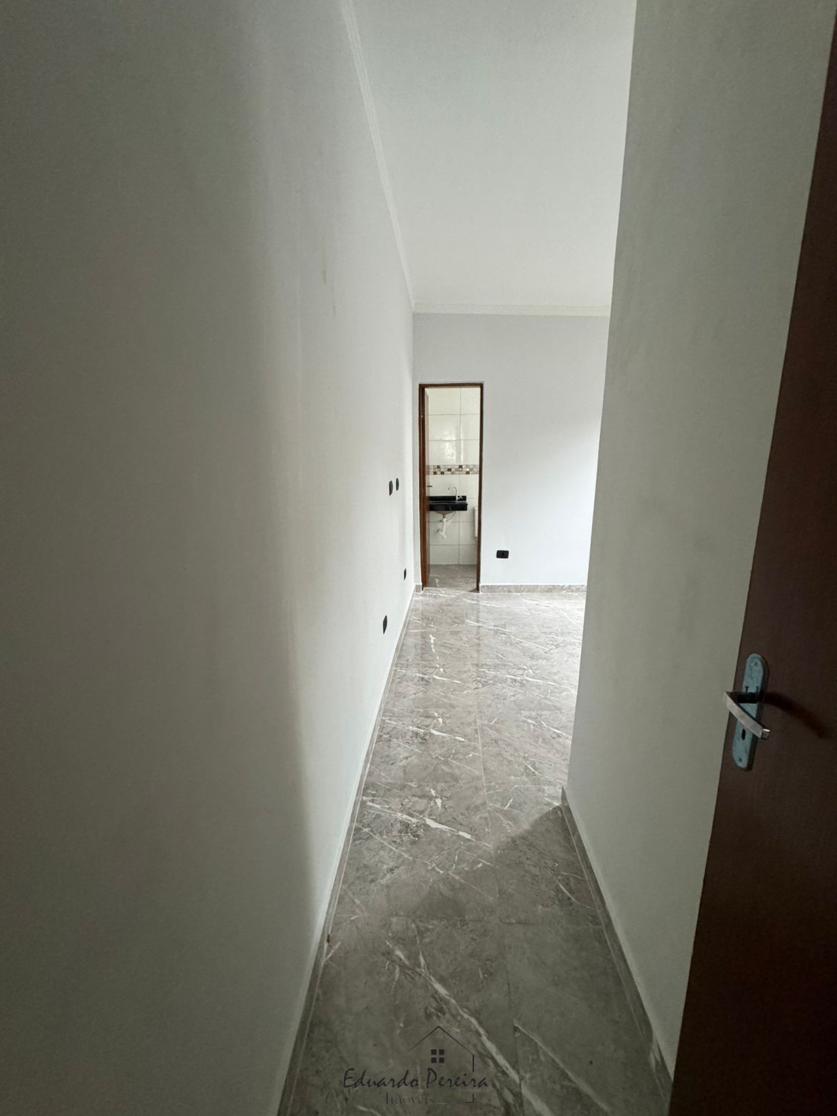 Casa à venda com 2 quartos, 58m² - Foto 14