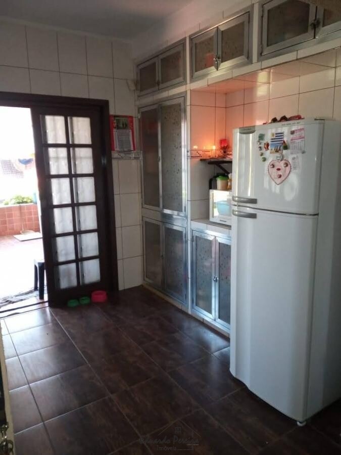 Sobrado à venda com 2 quartos, 110m² - Foto 8