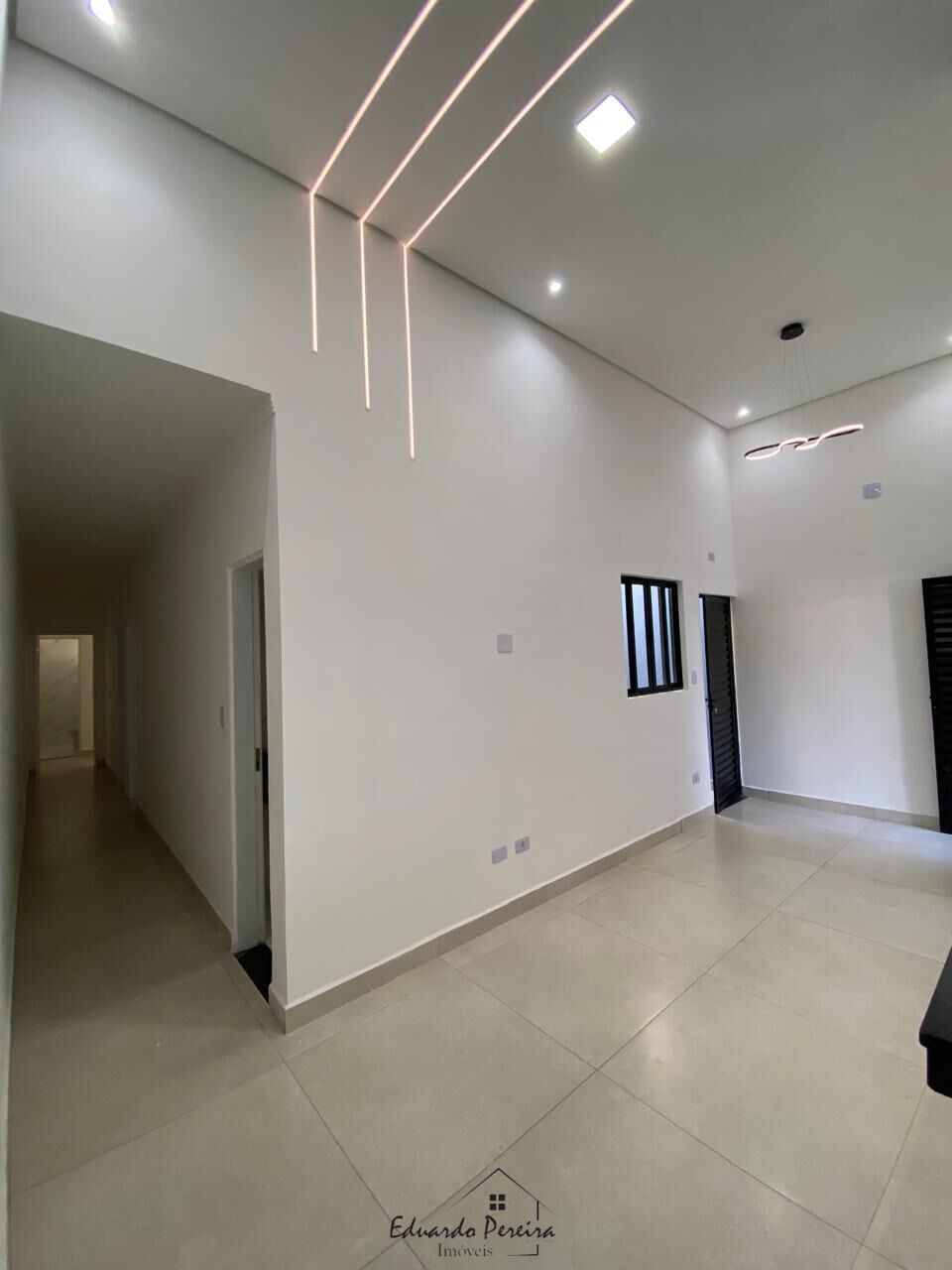 Casa à venda com 3 quartos, 90m² - Foto 18