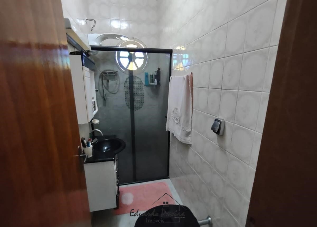 Sobrado à venda com 3 quartos, 212m² - Foto 15