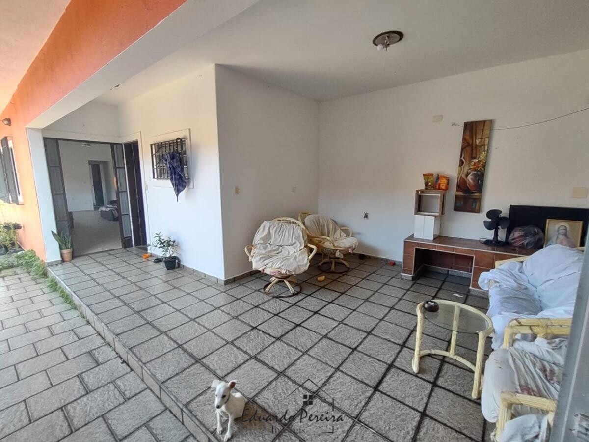 Casa à venda com 3 quartos, 167m² - Foto 9