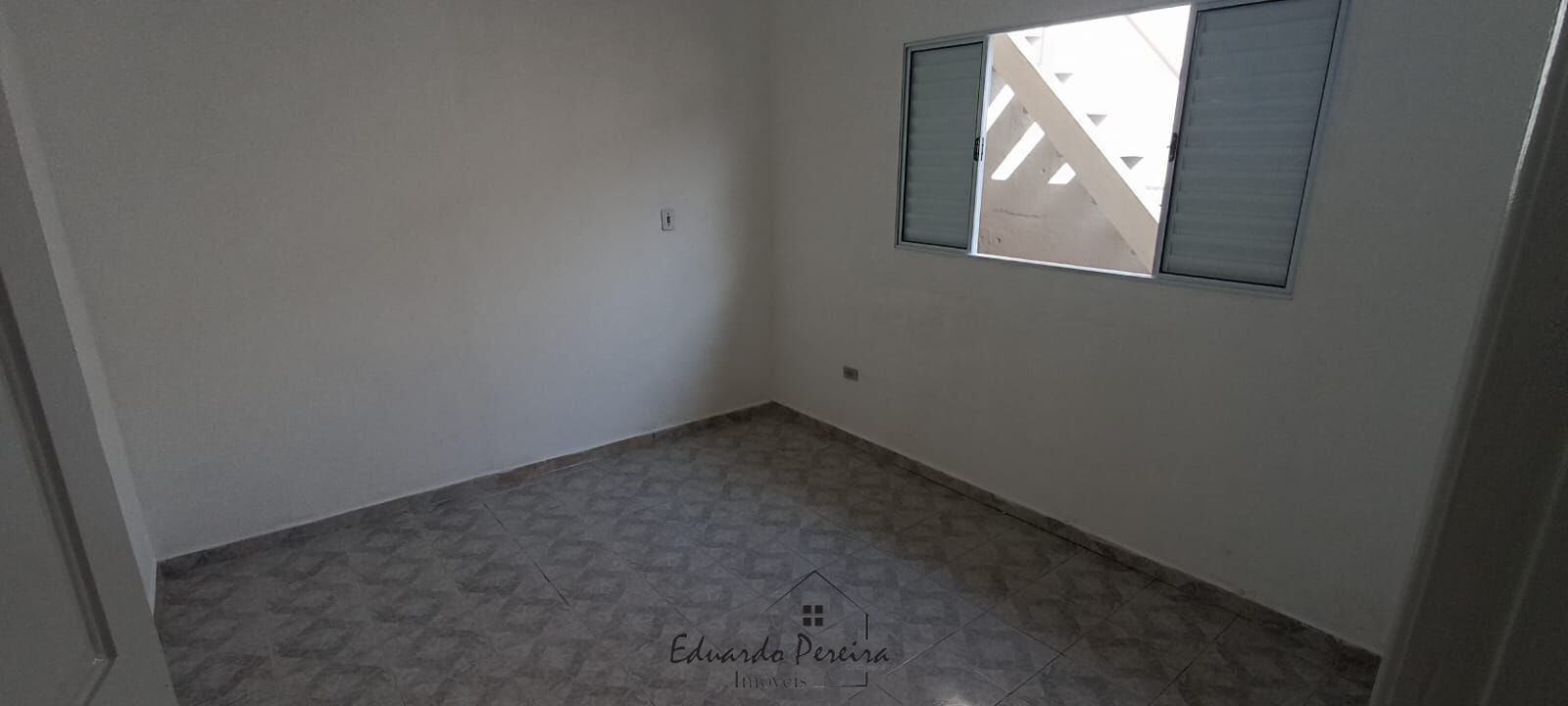 Casa à venda com 2 quartos, 68m² - Foto 6