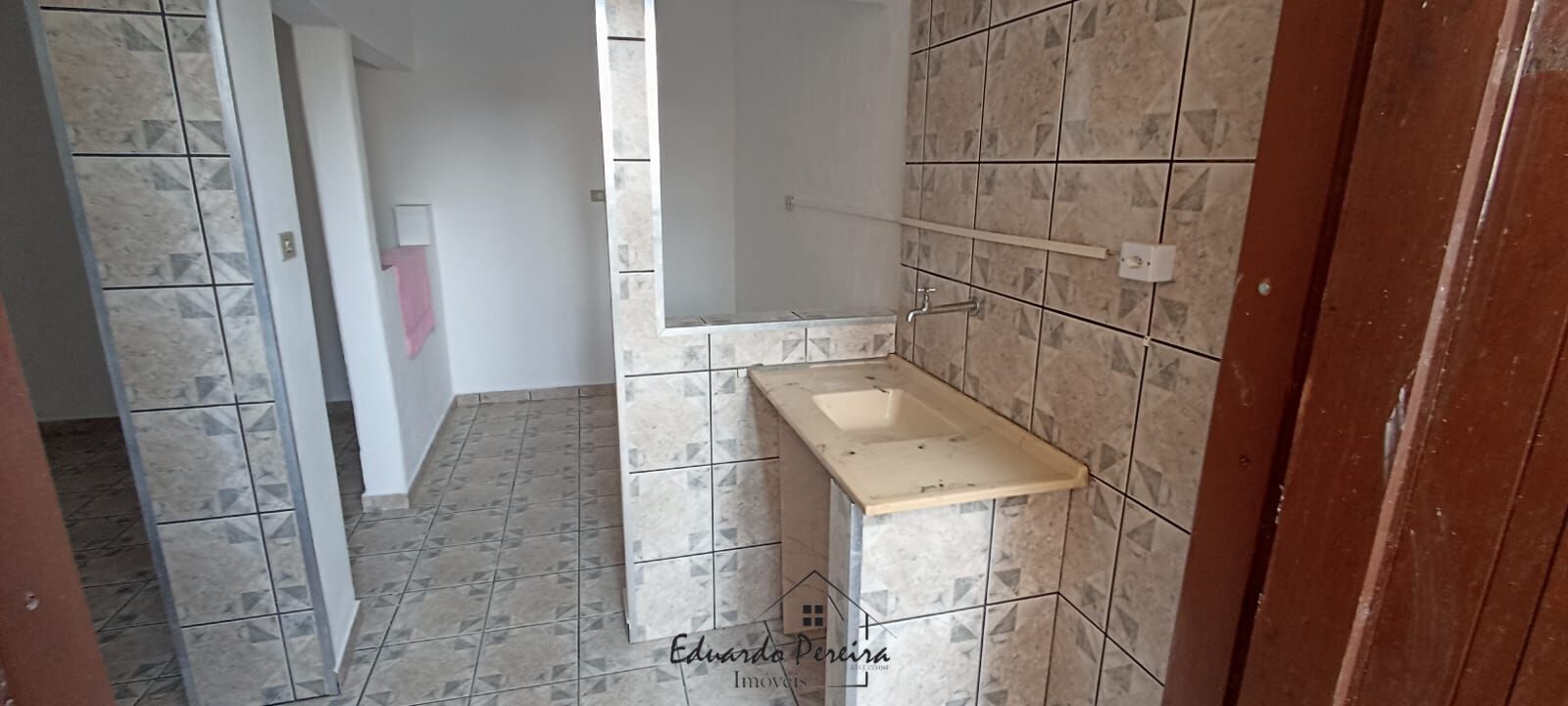 Casa à venda com 2 quartos, 68m² - Foto 9