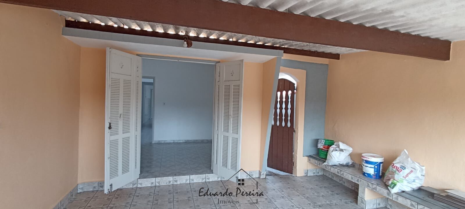 Casa à venda com 2 quartos, 68m² - Foto 4