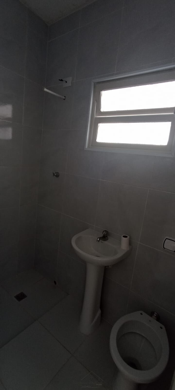 Casa à venda com 2 quartos, 68m² - Foto 11