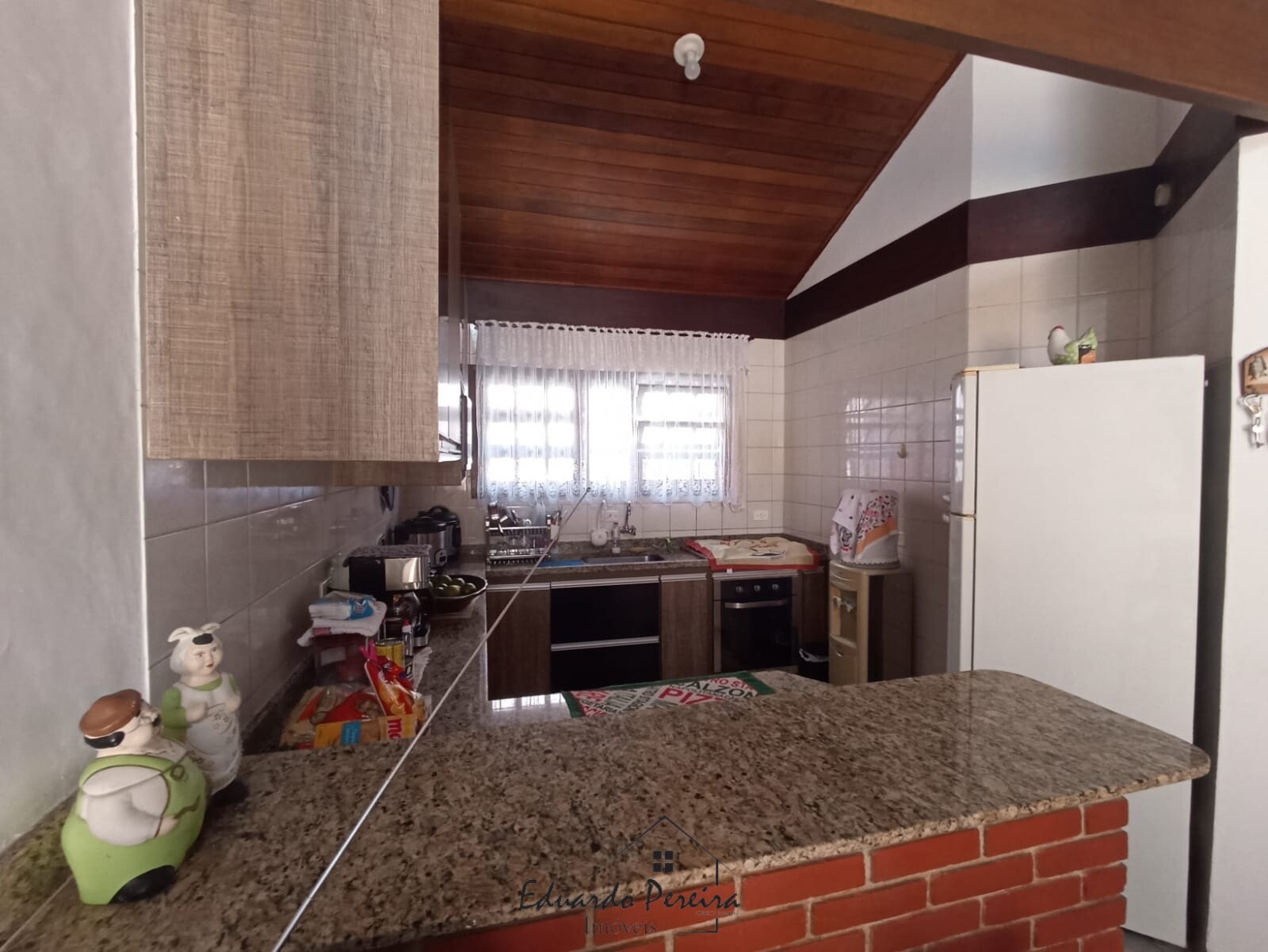 Casa à venda com 4 quartos, 175m² - Foto 11