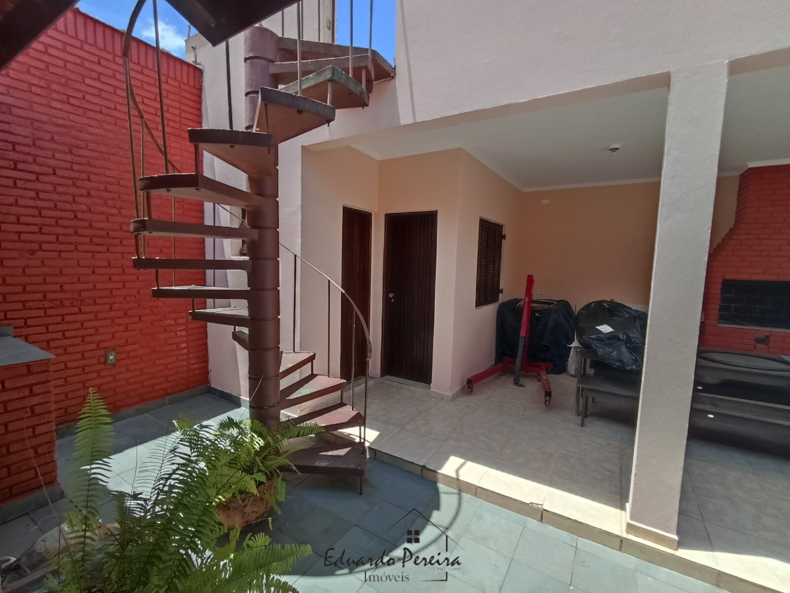 Casa à venda com 4 quartos, 175m² - Foto 25