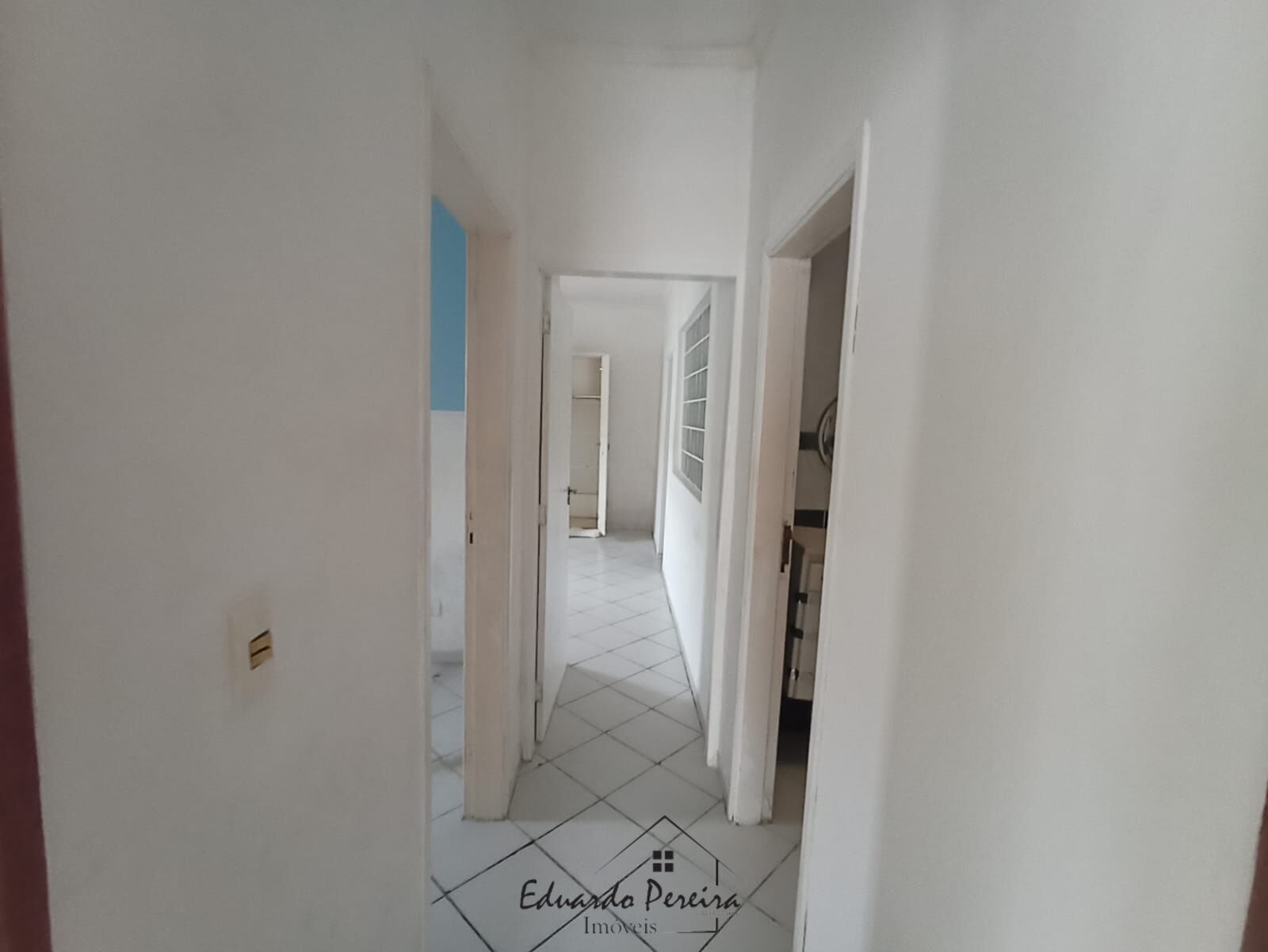 Casa à venda com 2 quartos, 250m² - Foto 17