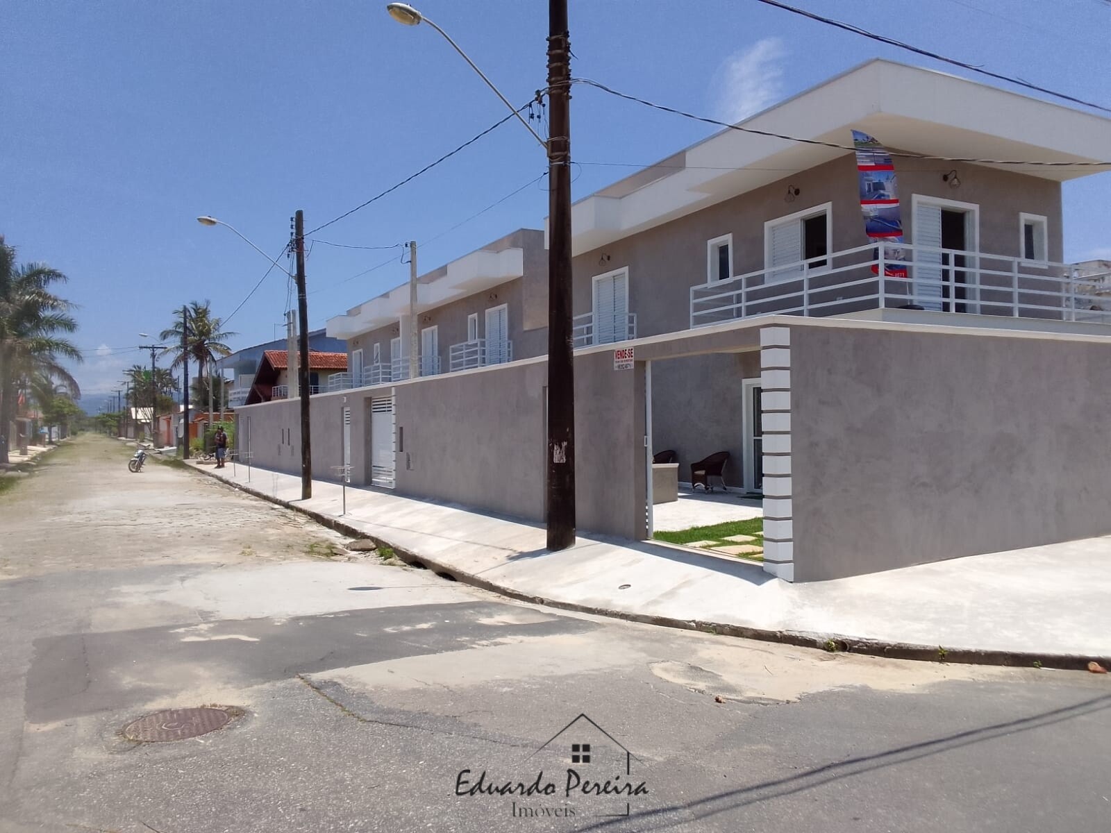 Sobrado à venda com 4 quartos, 130m² - Foto 2