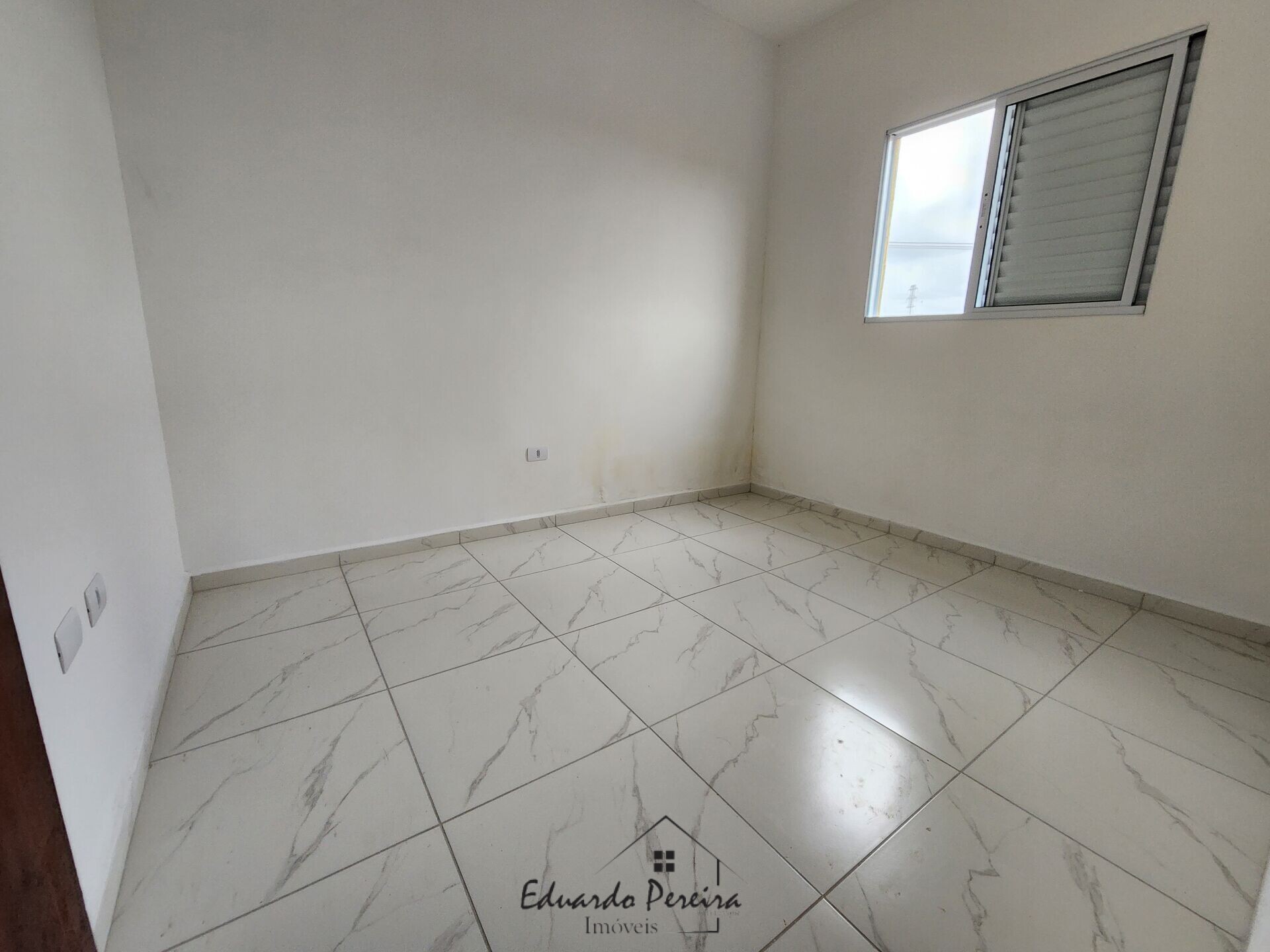 Apartamento à venda com 2 quartos, 75m² - Foto 8