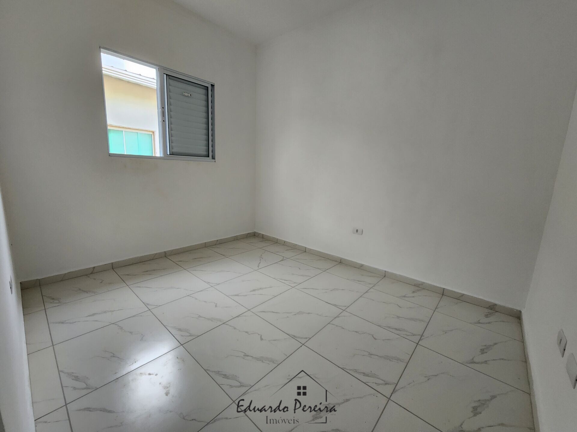 Apartamento à venda com 2 quartos, 75m² - Foto 10