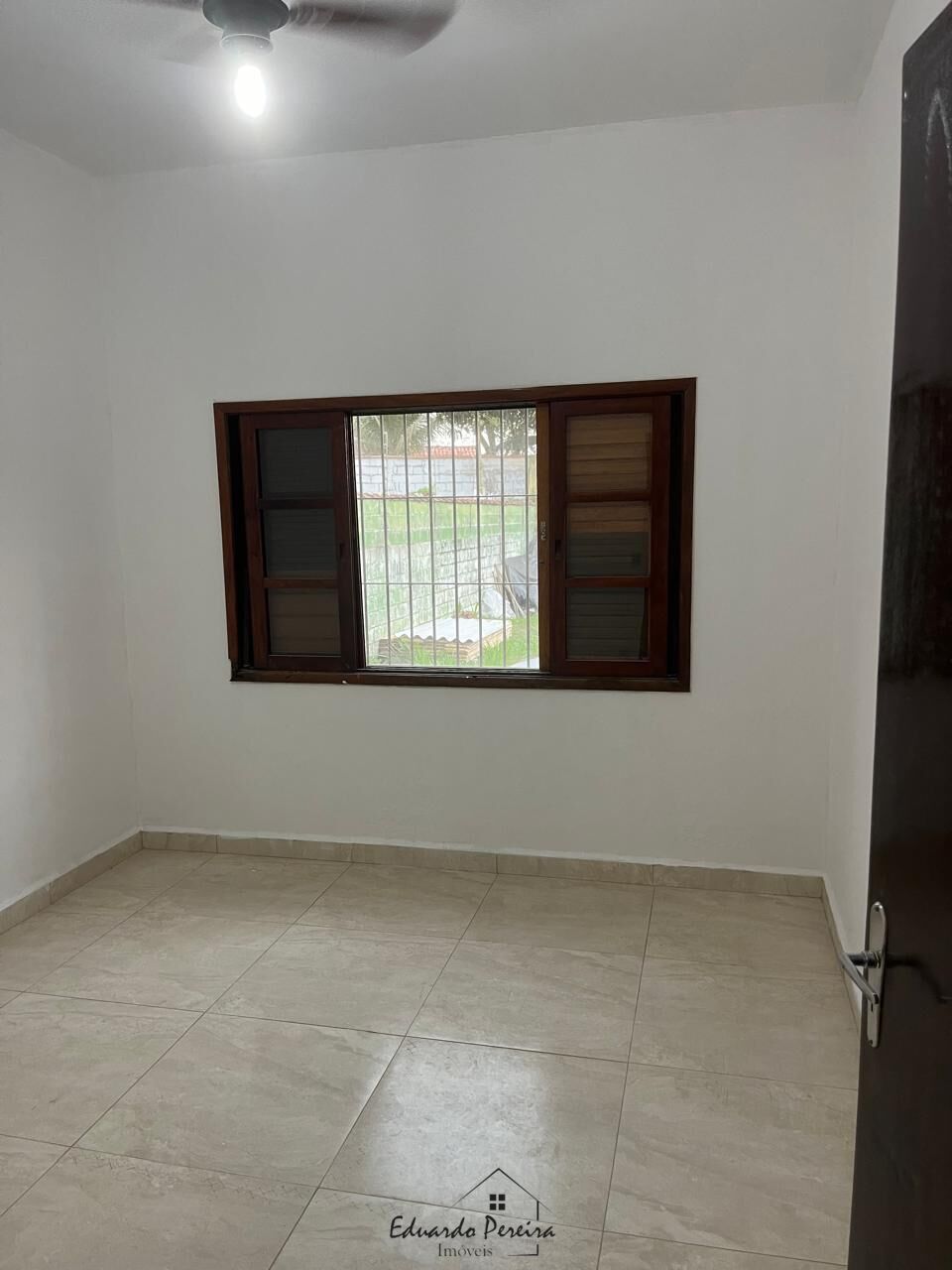 Casa à venda com 3 quartos, 97m² - Foto 17