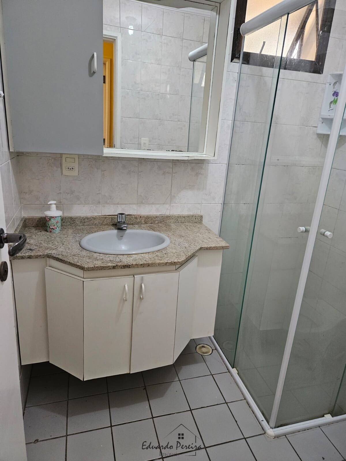 Apartamento à venda com 2 quartos, 70m² - Foto 10