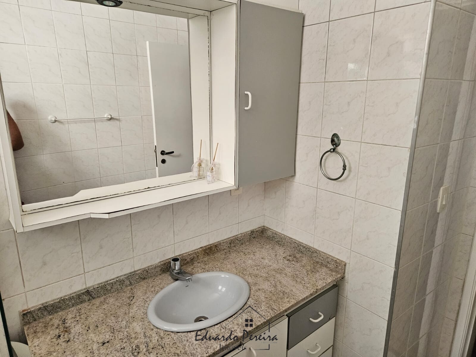 Apartamento à venda com 2 quartos, 70m² - Foto 12