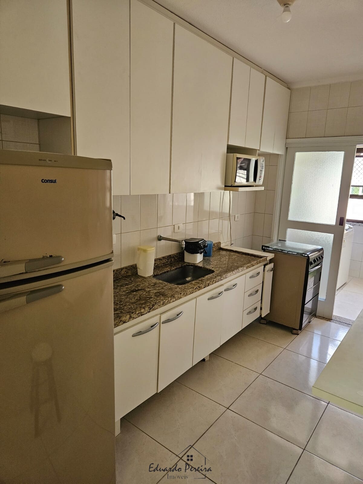 Apartamento à venda com 2 quartos, 70m² - Foto 5