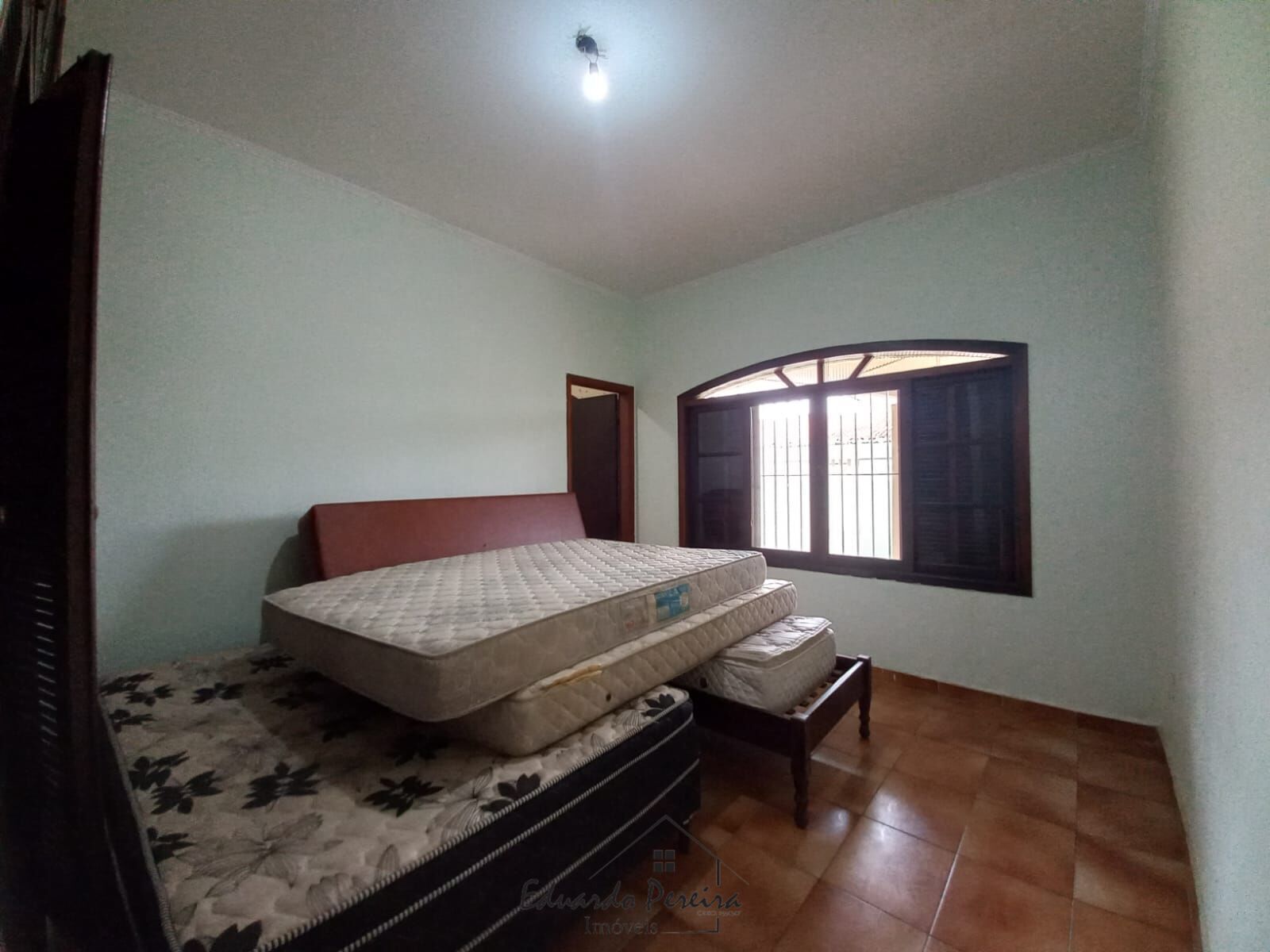 Casa à venda com 3 quartos, 100m² - Foto 12