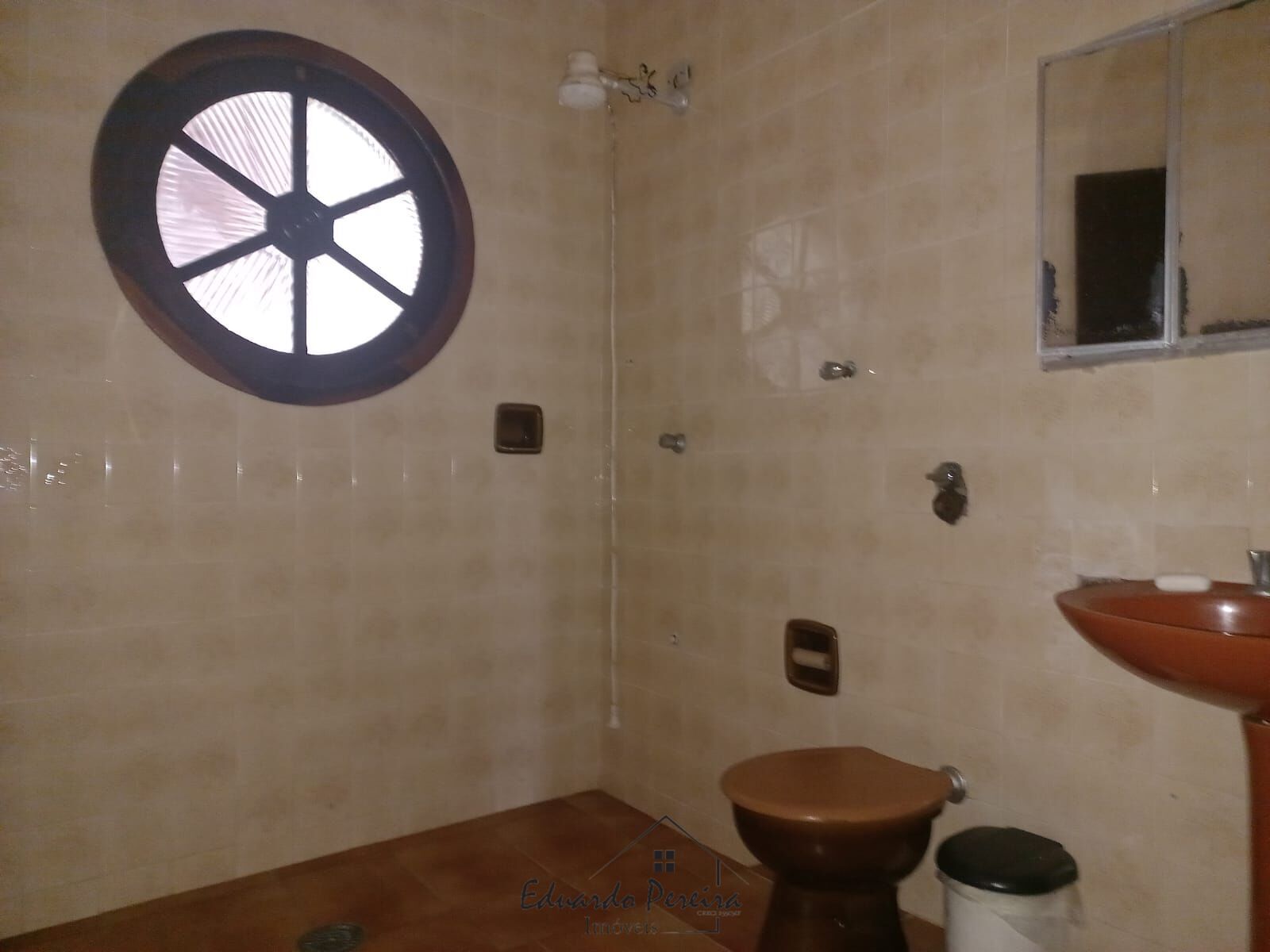 Casa à venda com 3 quartos, 100m² - Foto 14